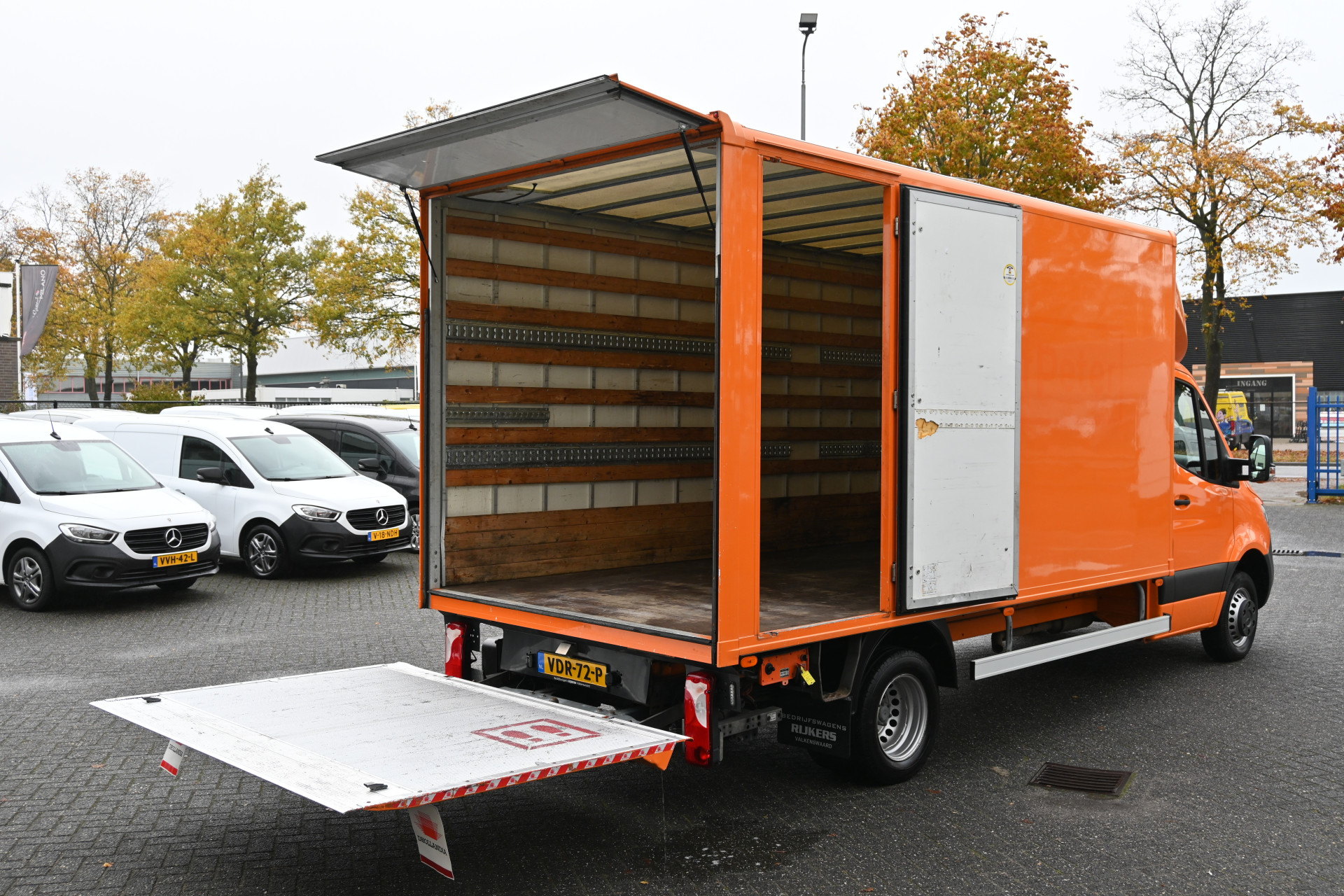 Mercedes-Benz Sprinter 2