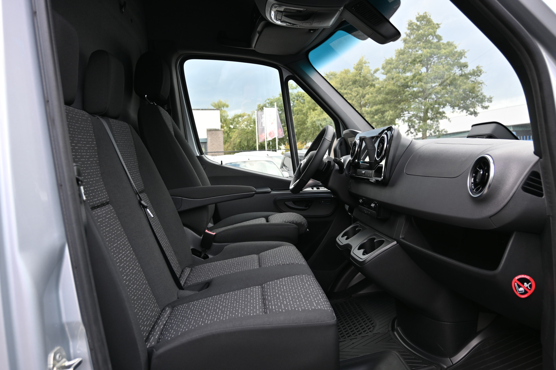 Mercedes-Benz Sprinter 7