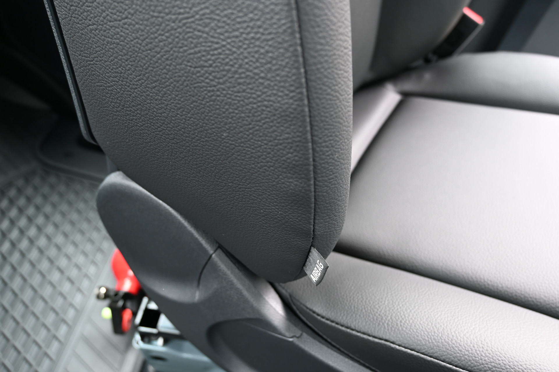 Mercedes-Benz Sprinter 21