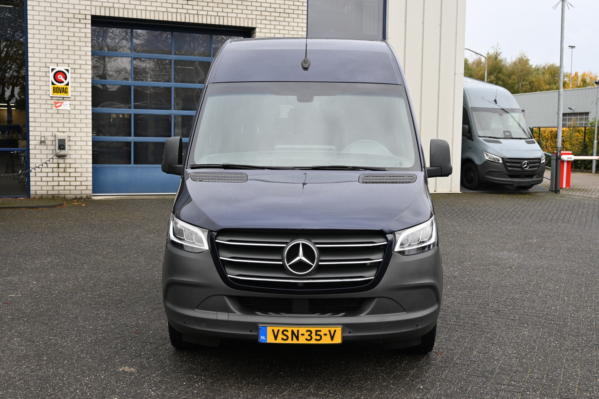 Mercedes-Benz Sprinter 1