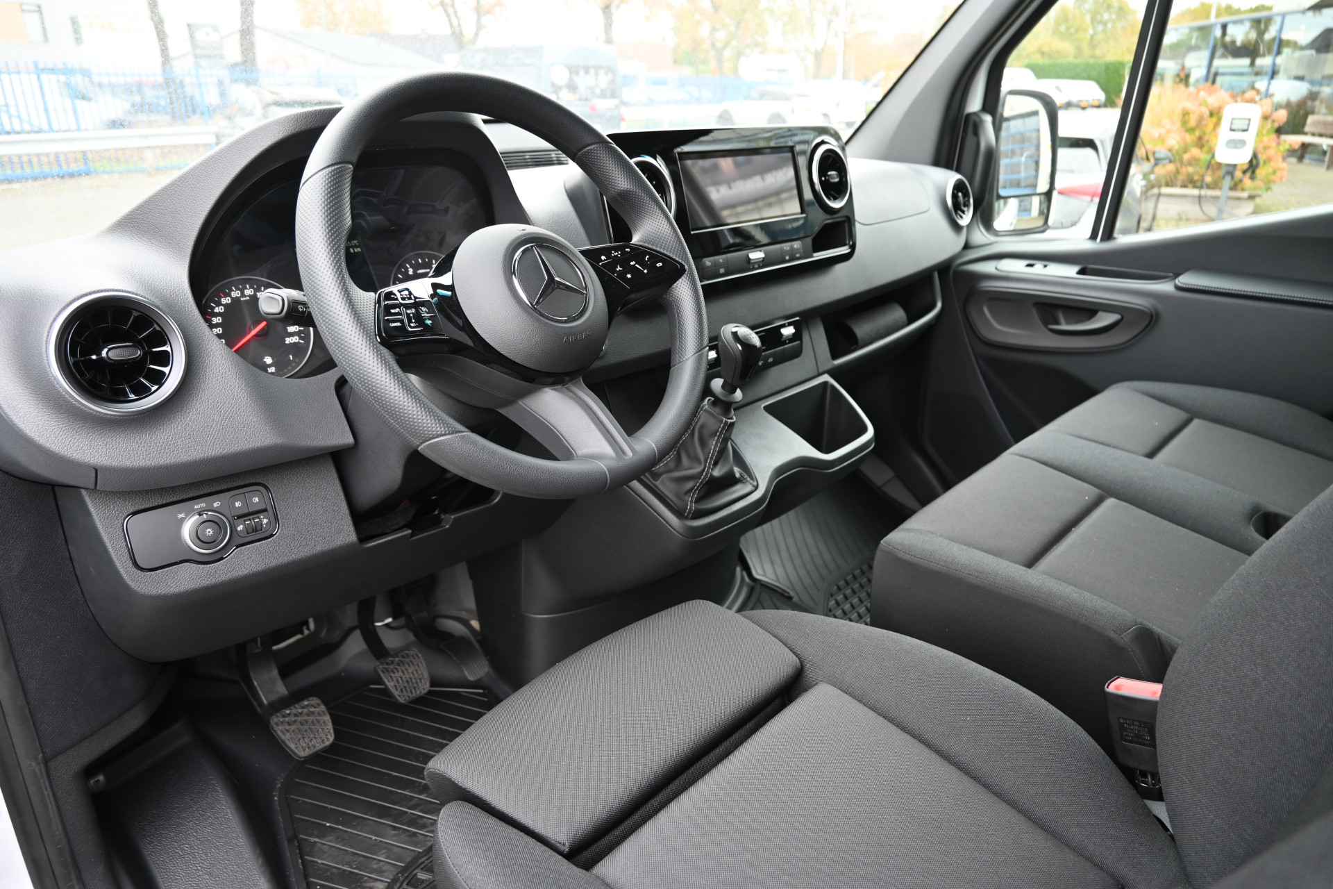 Mercedes-Benz Sprinter 3