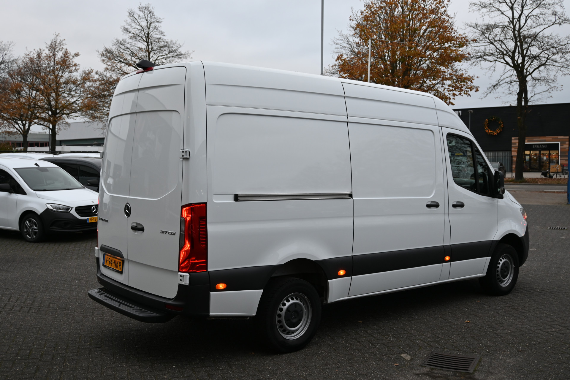 Mercedes-Benz Sprinter 2
