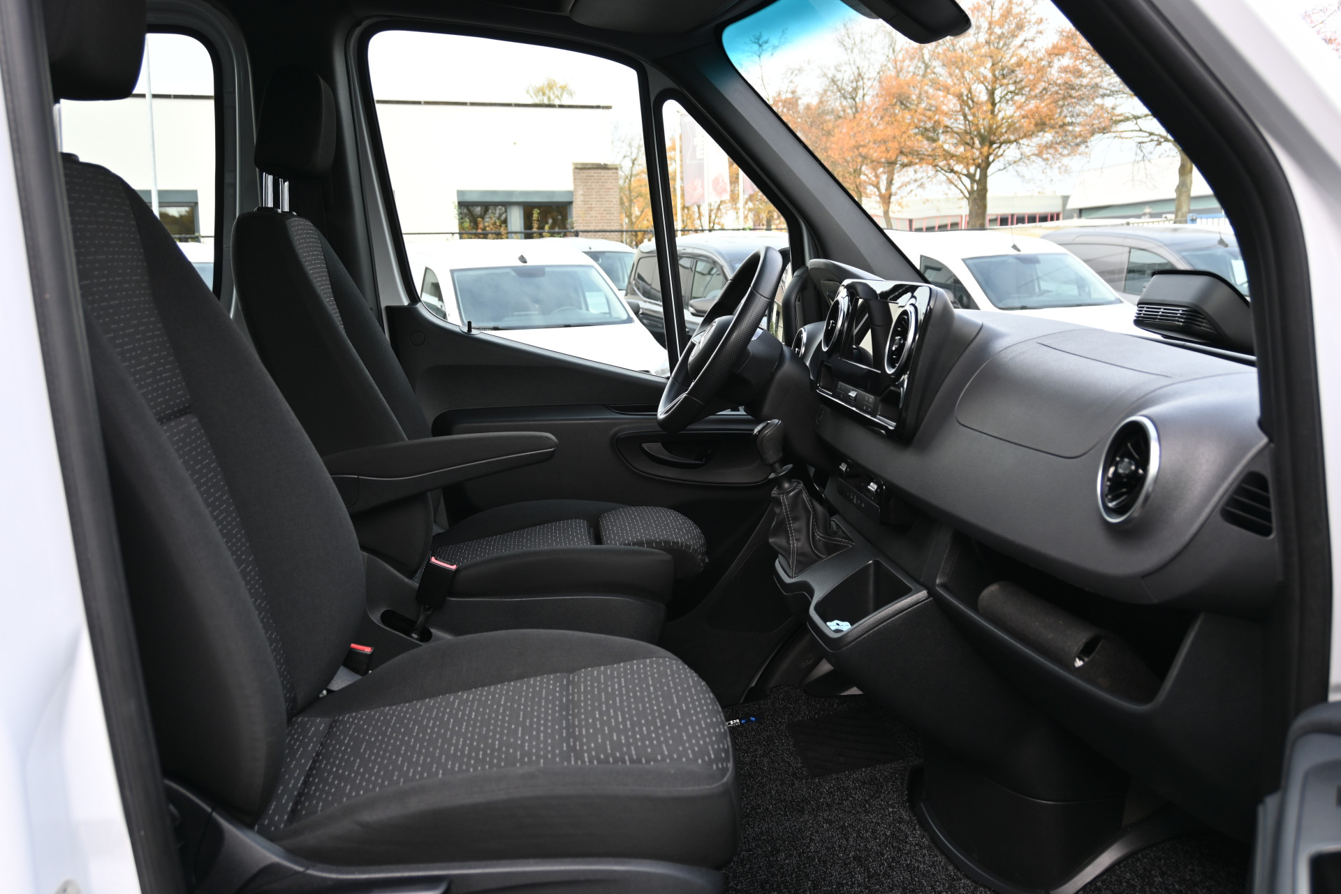 Mercedes-Benz Sprinter 7