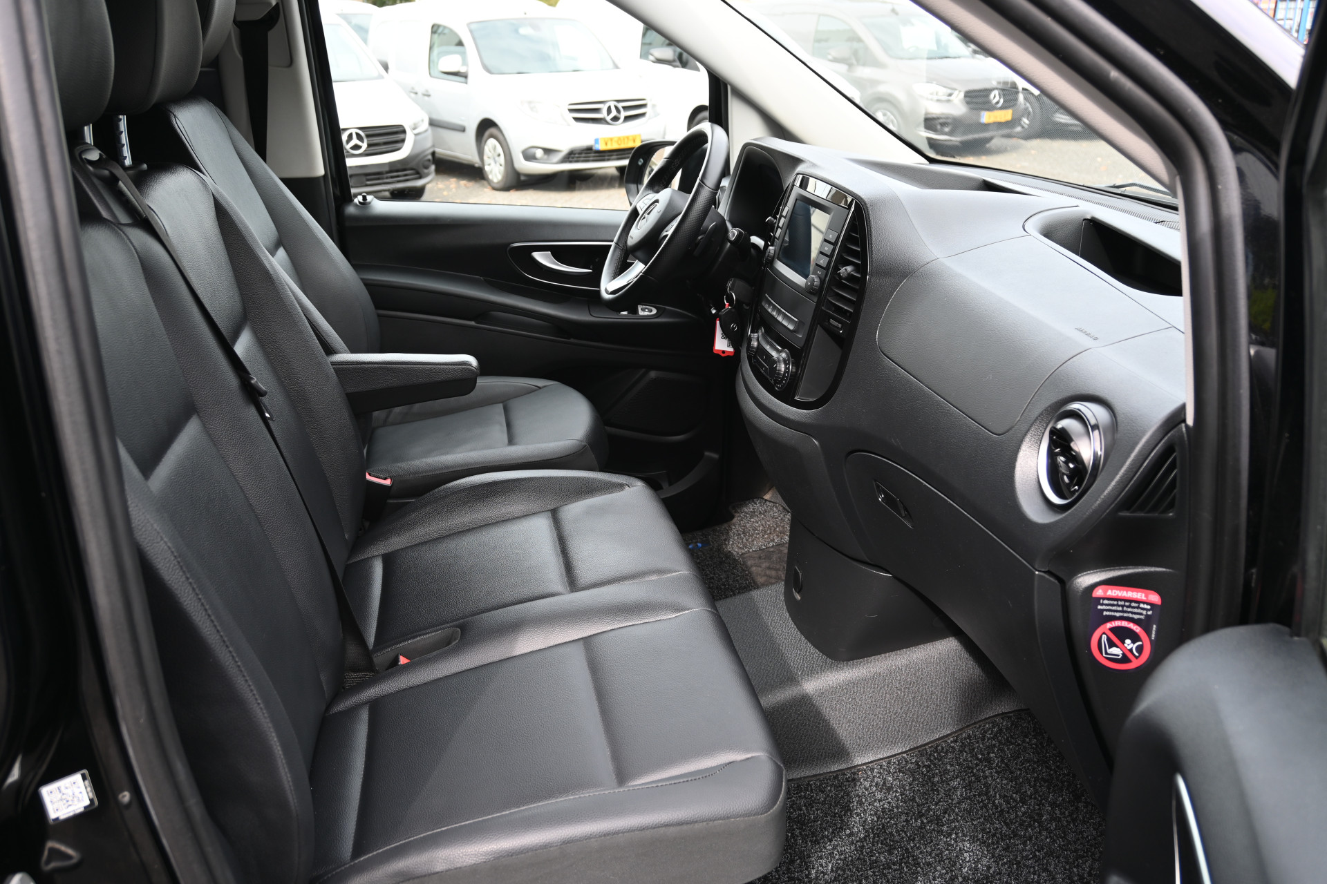 Mercedes-Benz Vito 7