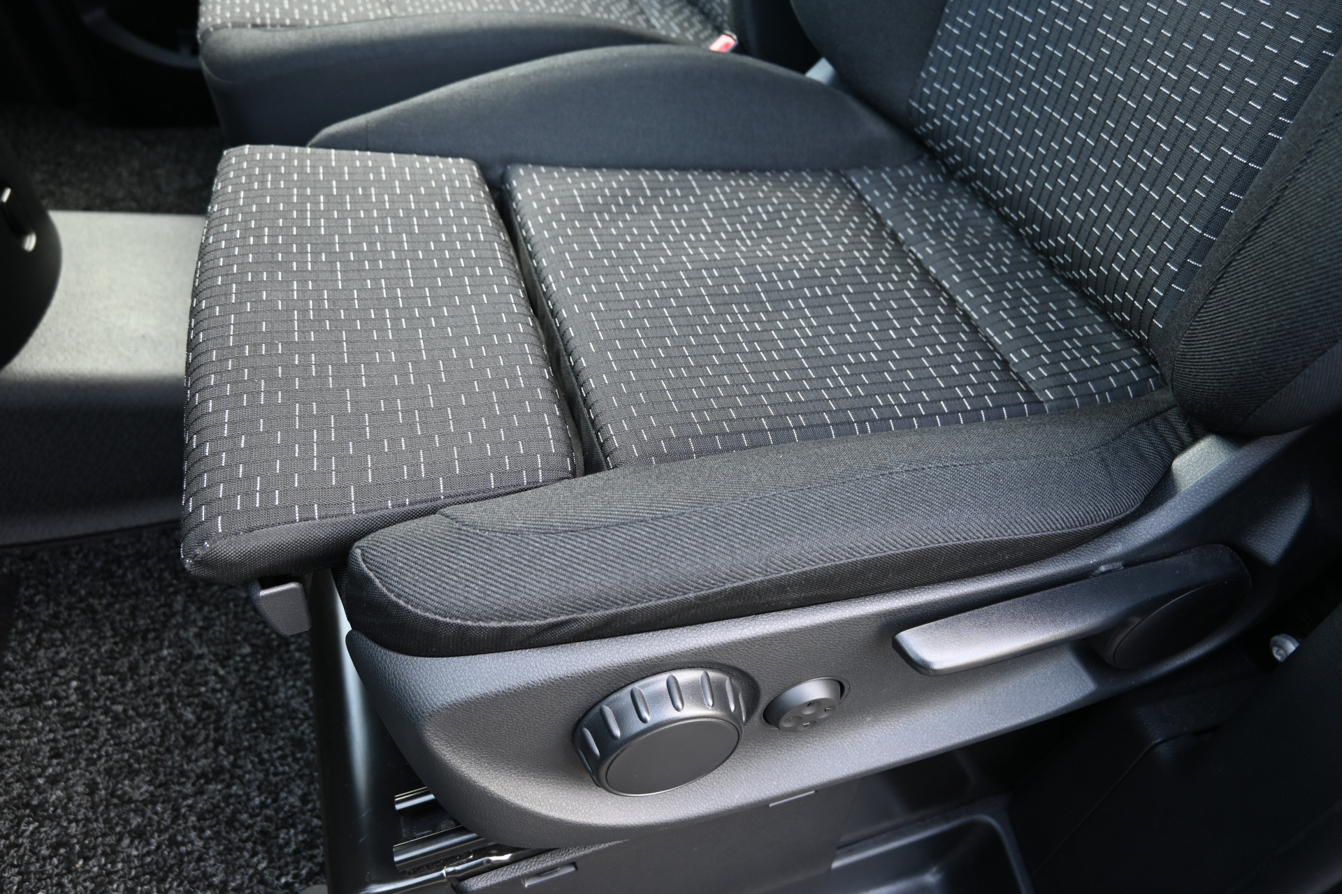 Mercedes-Benz Vito 14