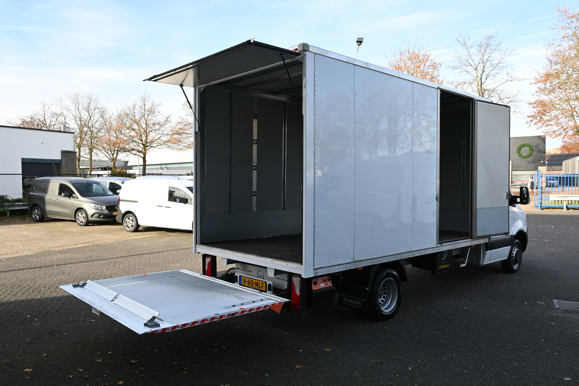 Mercedes-Benz Sprinter 2