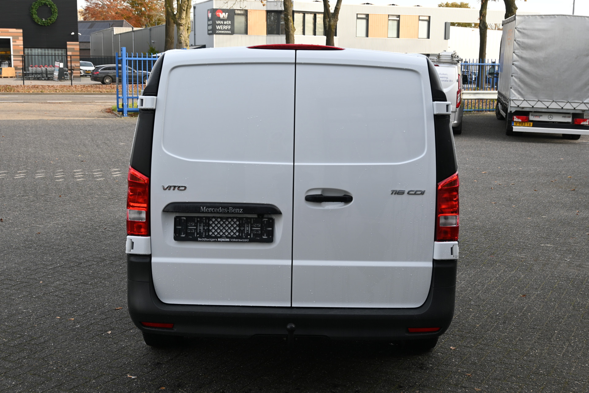 Mercedes-Benz Vito 10