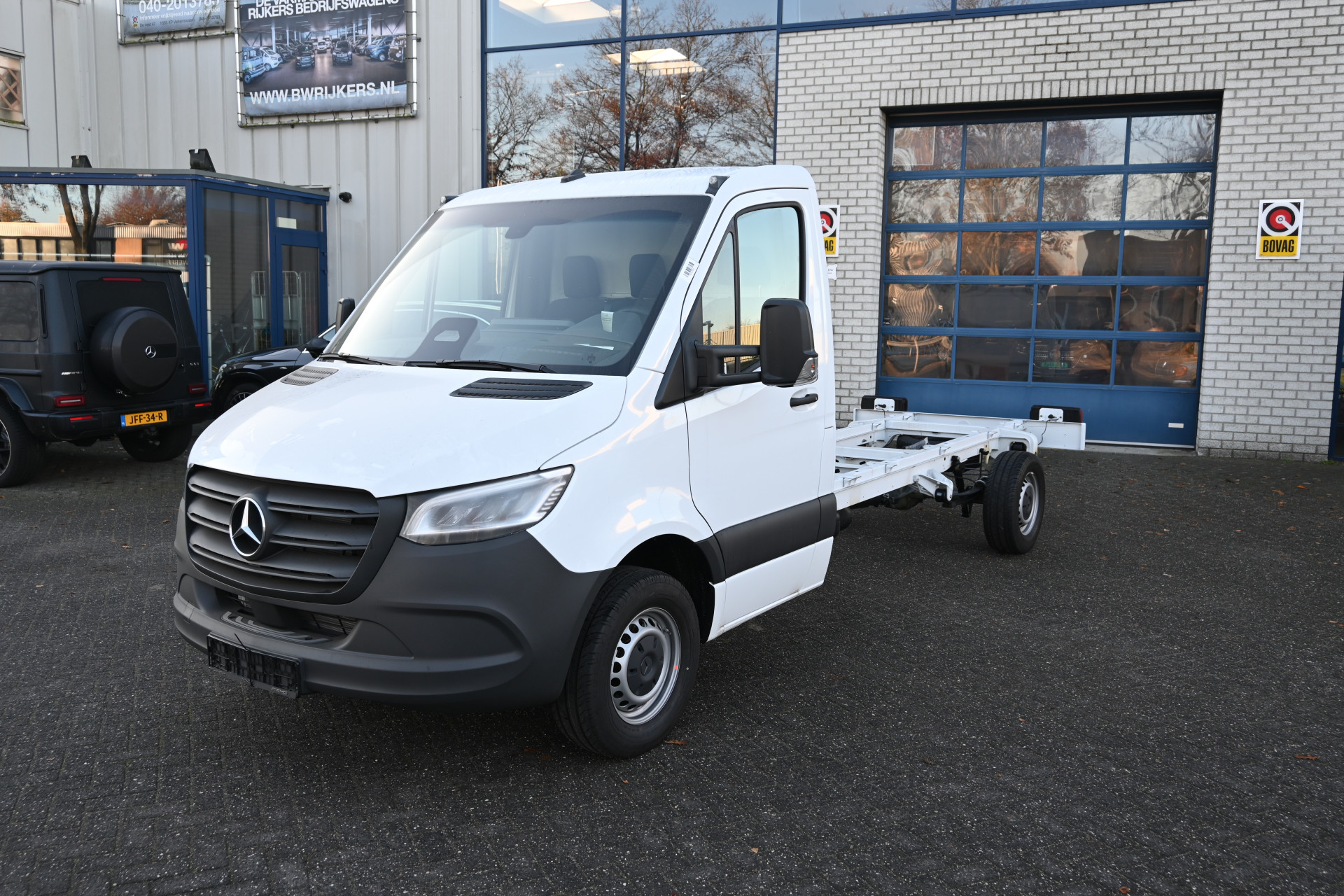 Mercedes-Benz Sprinter 11