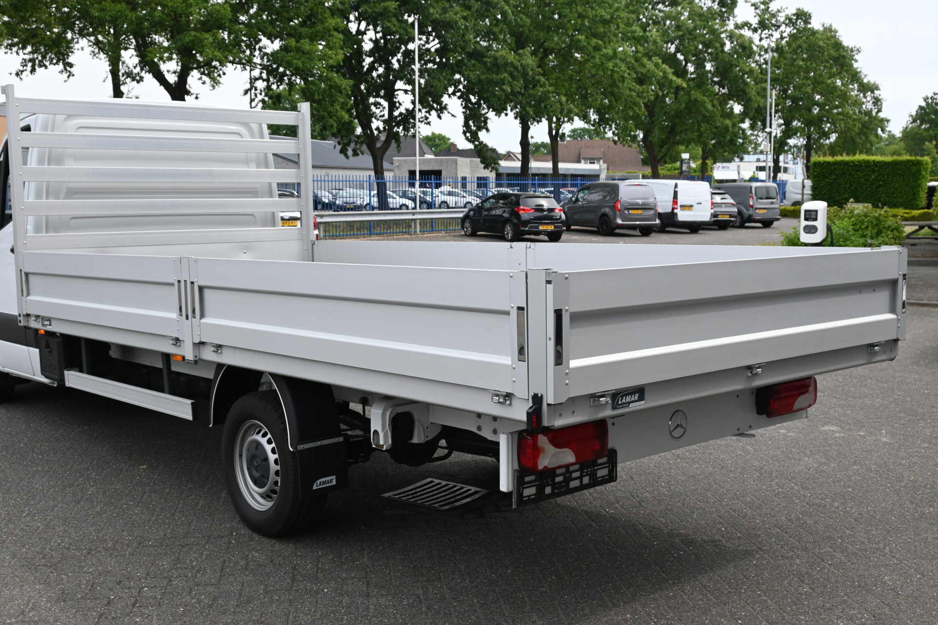 Mercedes-Benz Sprinter 4