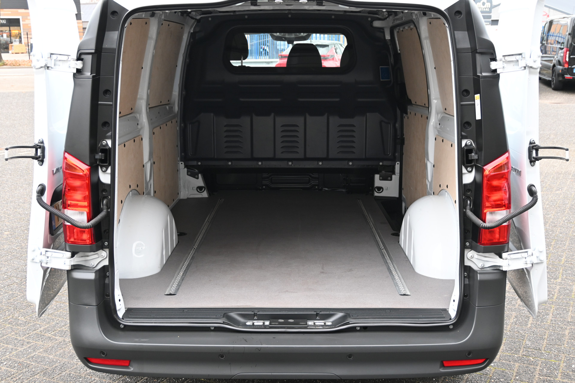 Mercedes-Benz Vito 11