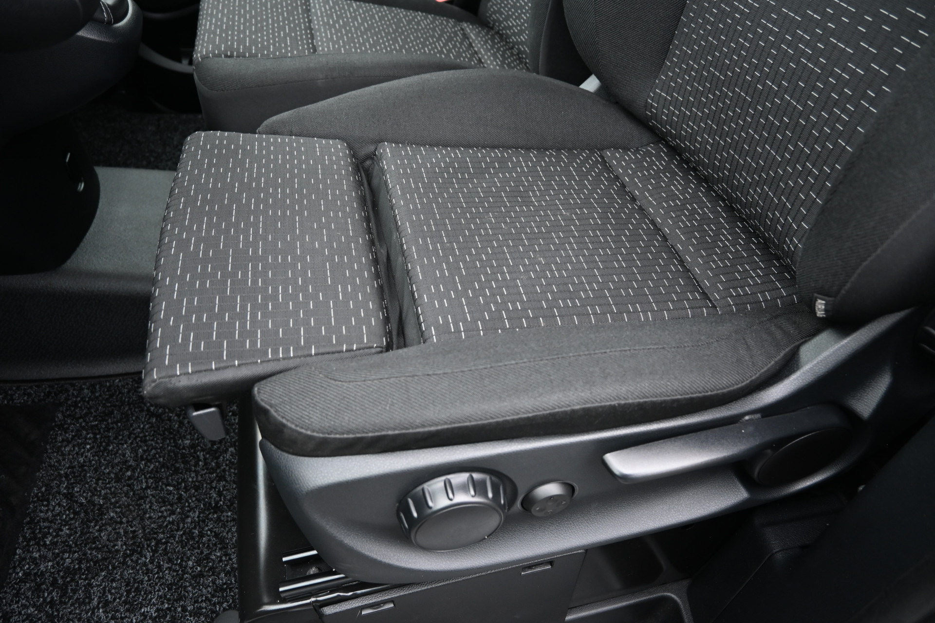 Mercedes-Benz Vito 15