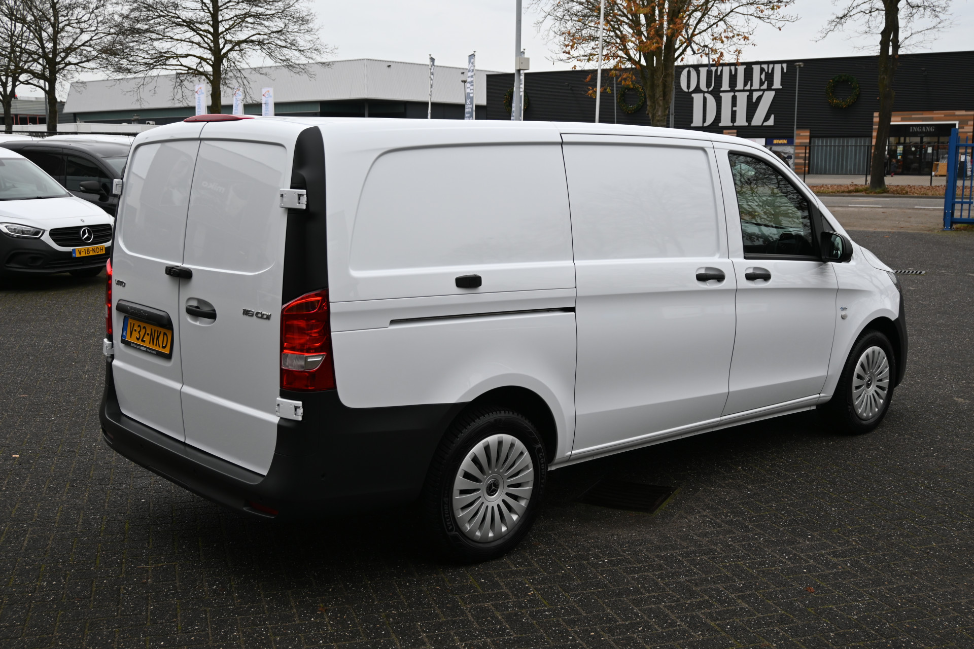 Mercedes-Benz Vito 2