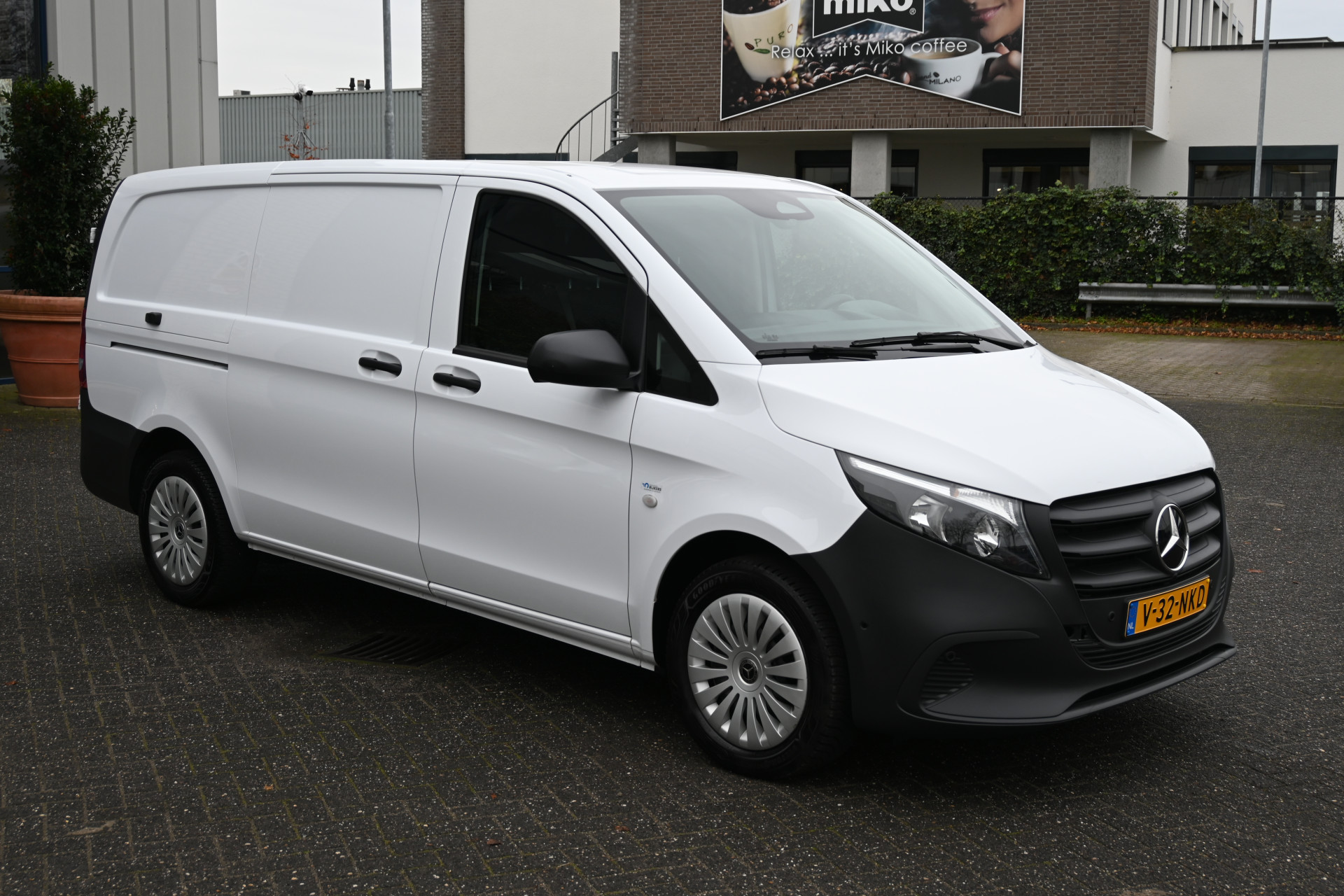 Mercedes-Benz Vito 8