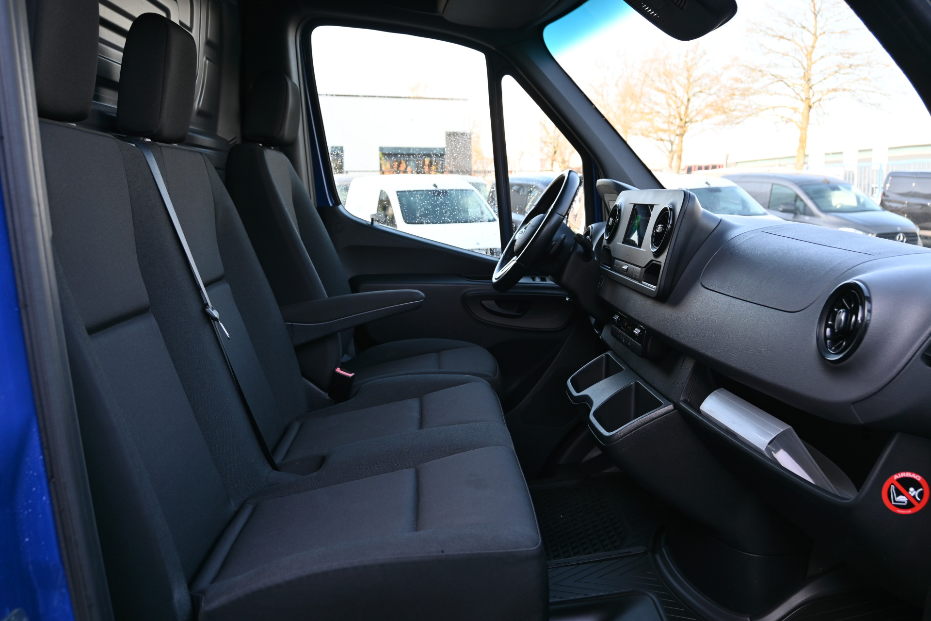 Mercedes-Benz Sprinter 8