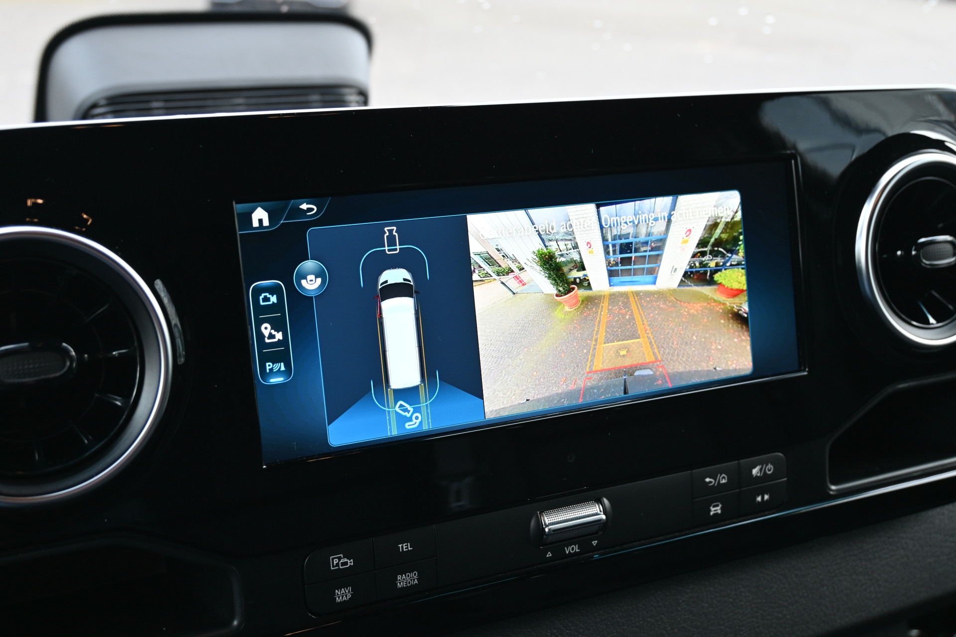 Mercedes-Benz eSprinter 10