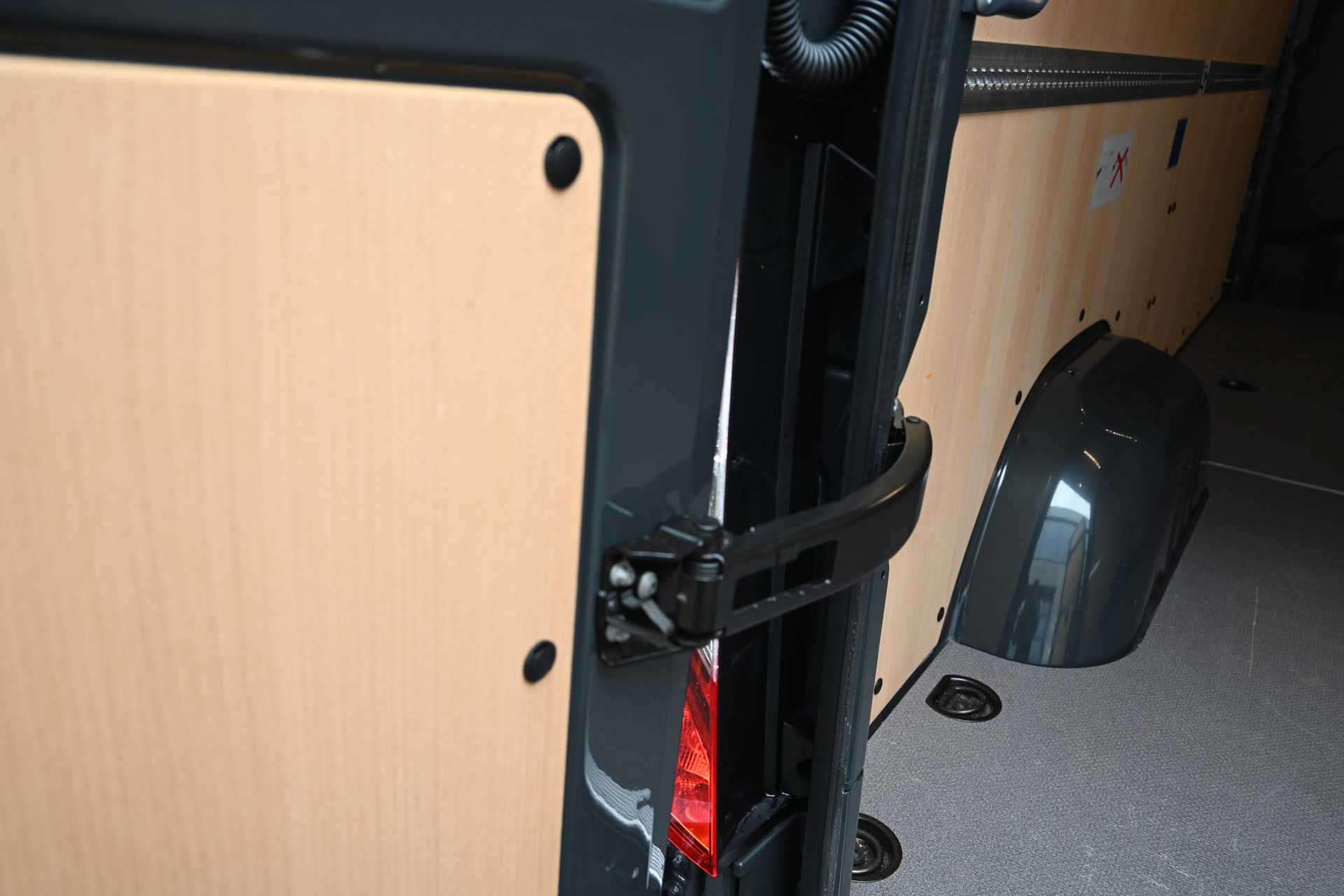 Mercedes-Benz eSprinter 6