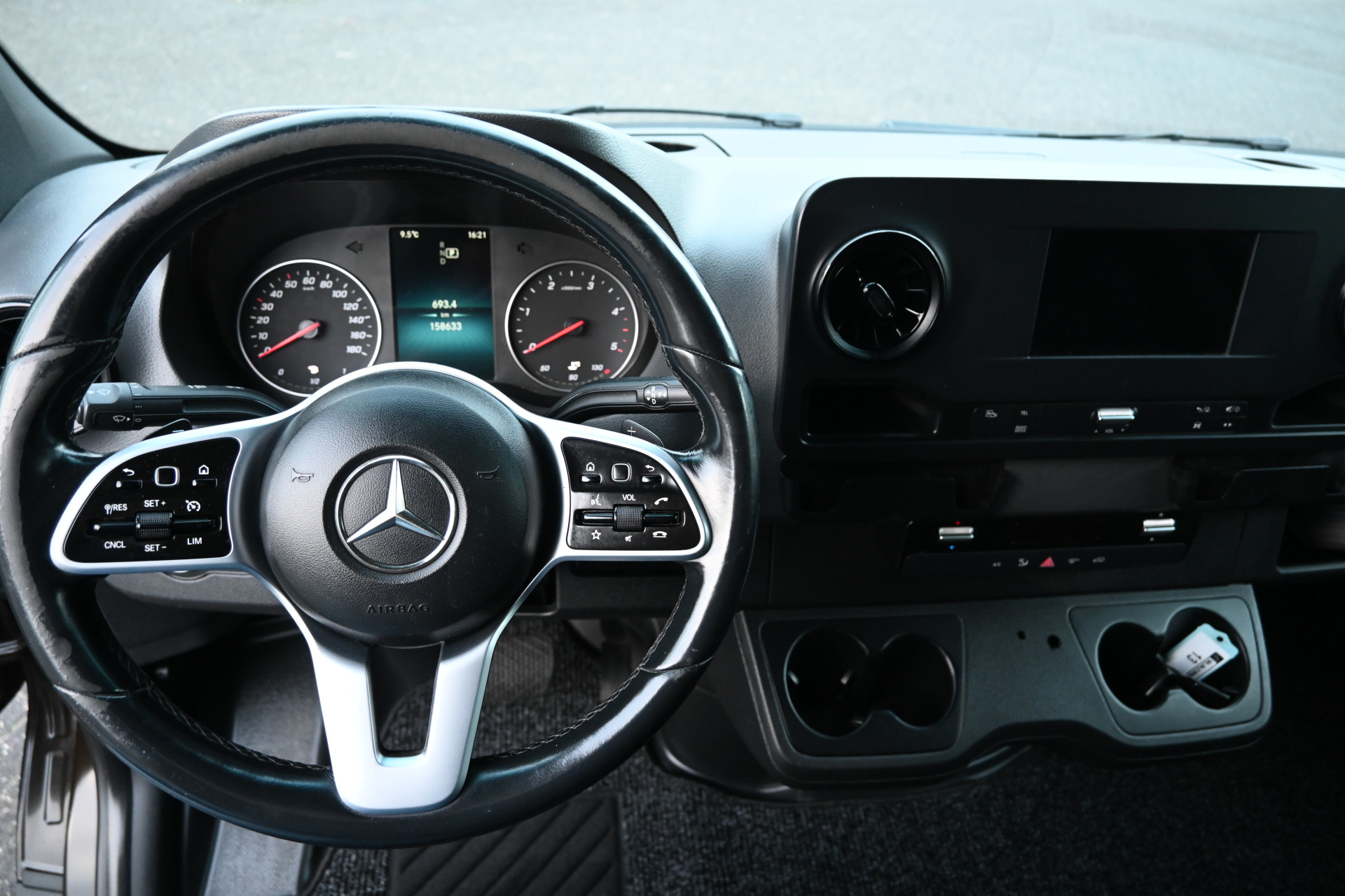 Mercedes-Benz Sprinter 15