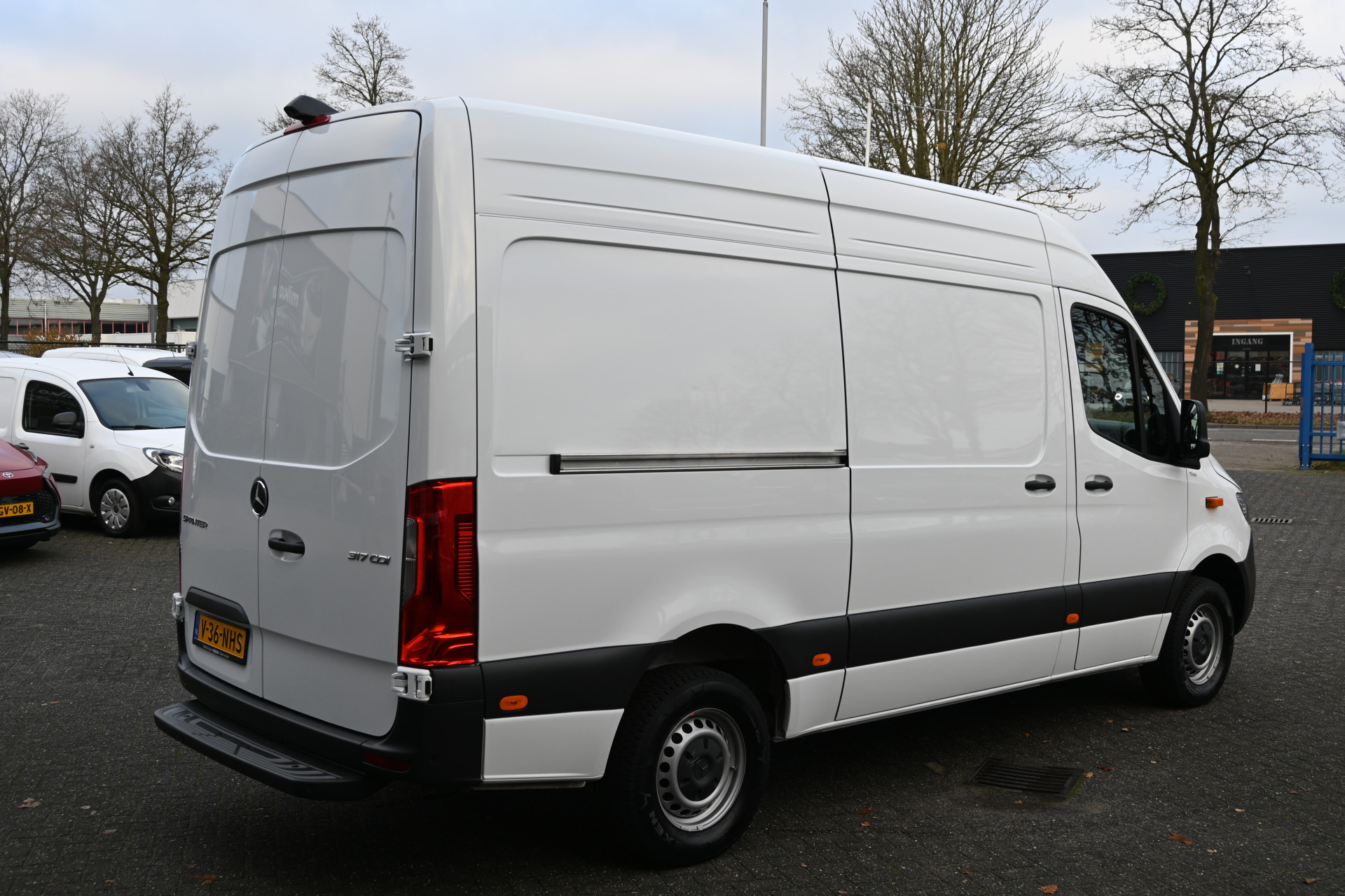 Mercedes-Benz Sprinter 2