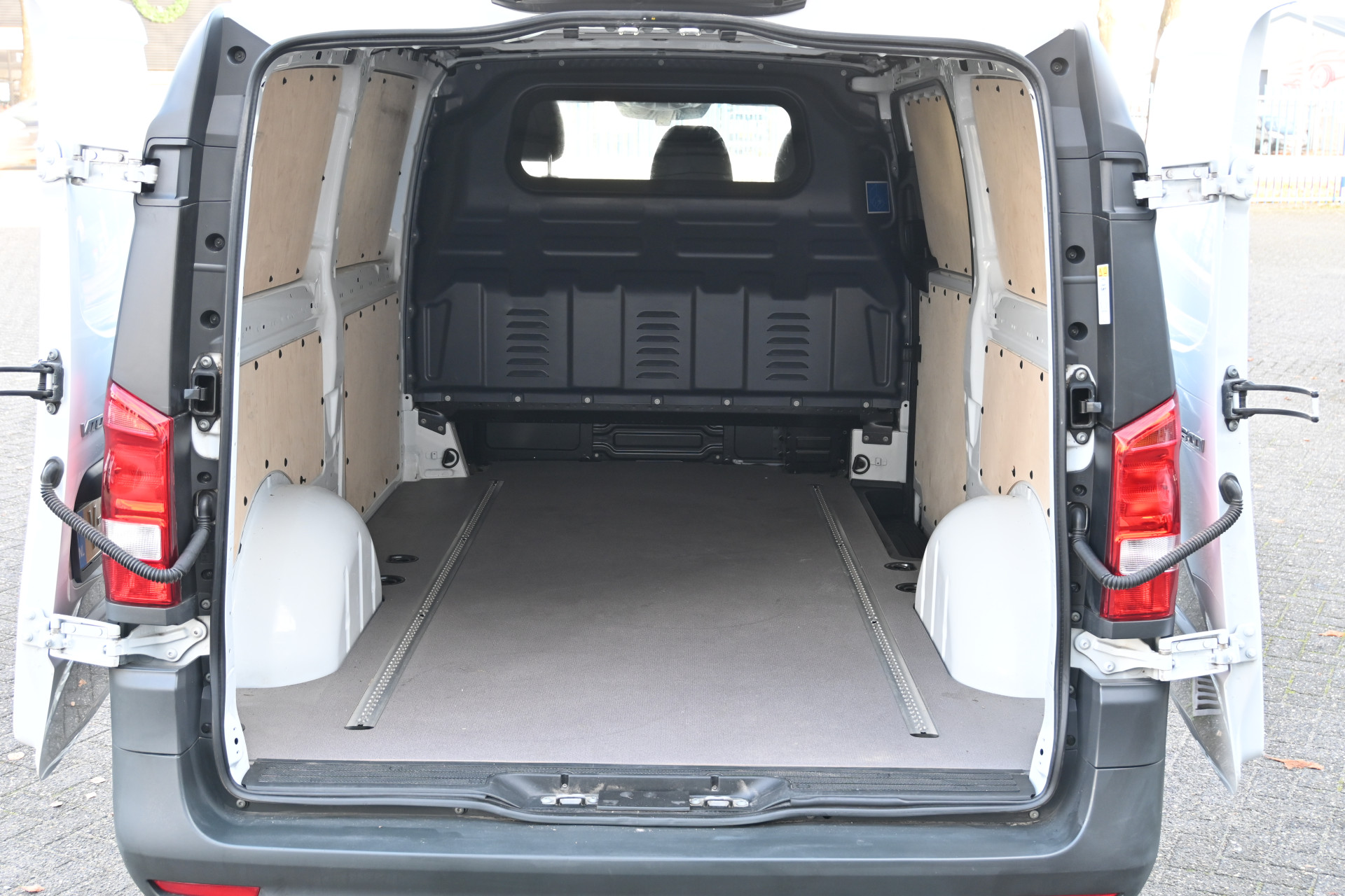 Mercedes-Benz Vito 11