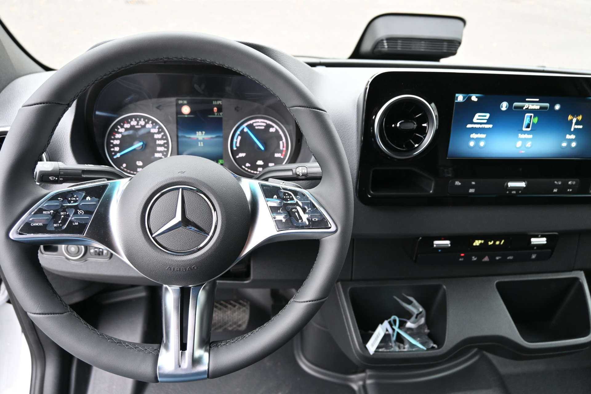 Mercedes-Benz eSprinter 12