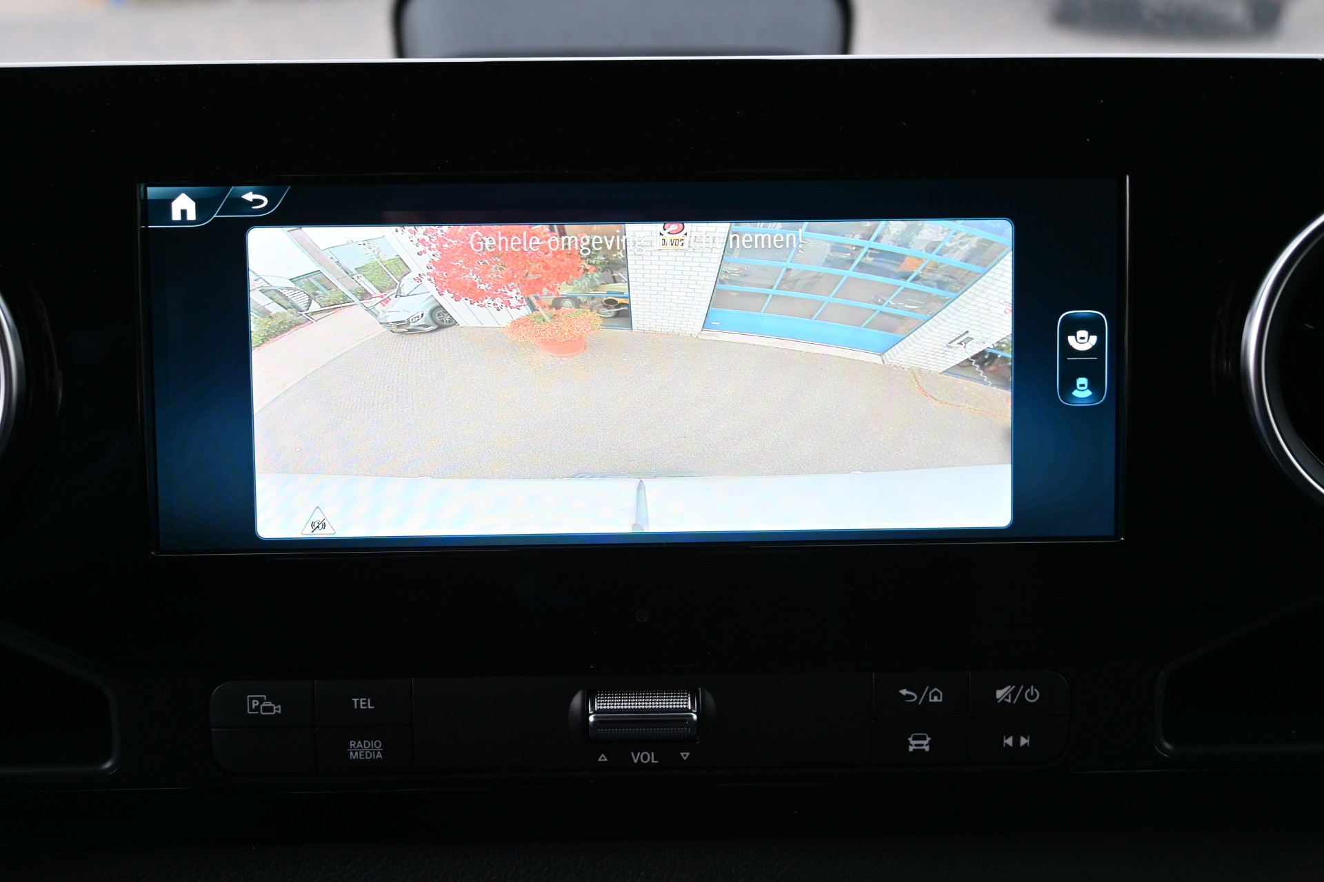 Mercedes-Benz eSprinter 5