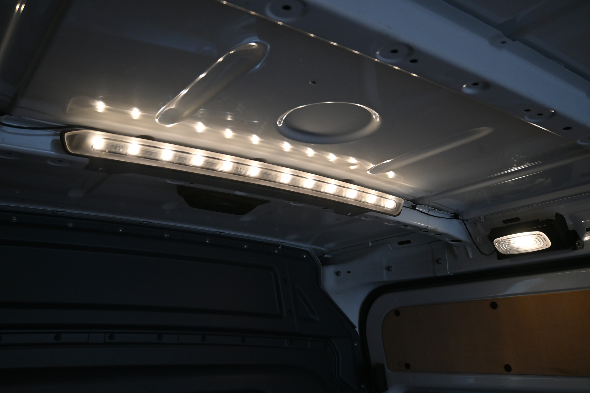 Mercedes-Benz Sprinter 11