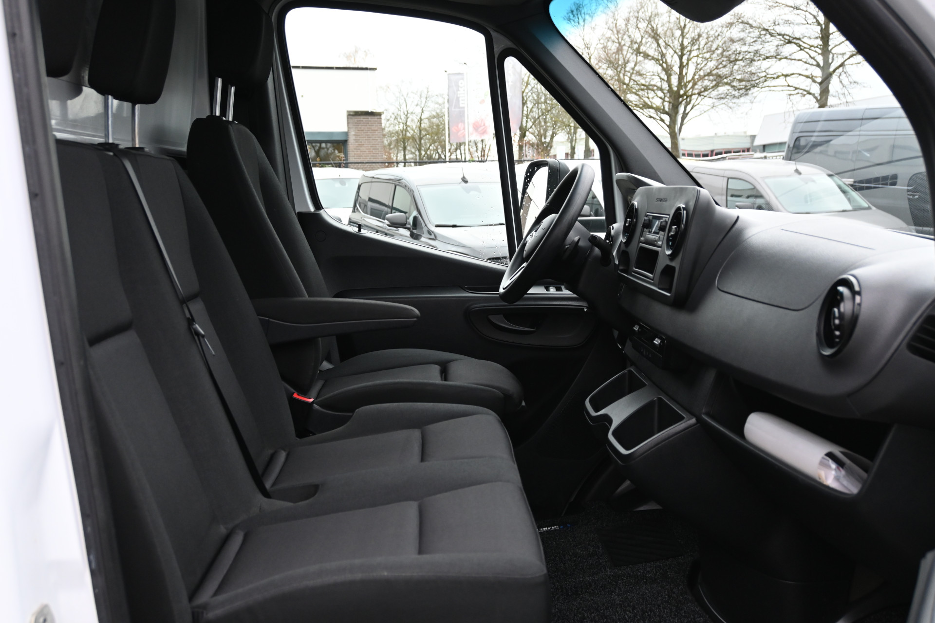 Mercedes-Benz Sprinter 6