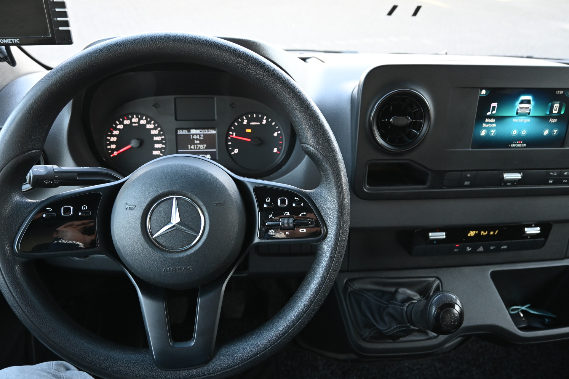 Mercedes-Benz Sprinter 13