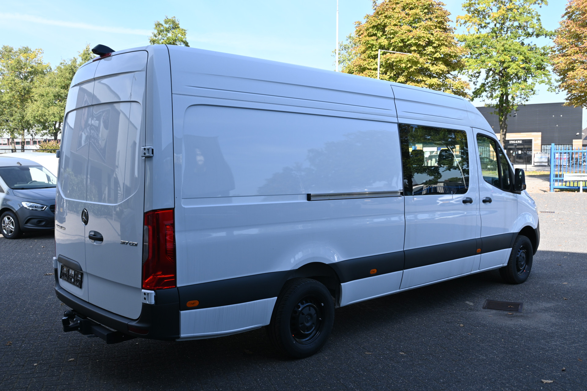 Mercedes-Benz Sprinter 2