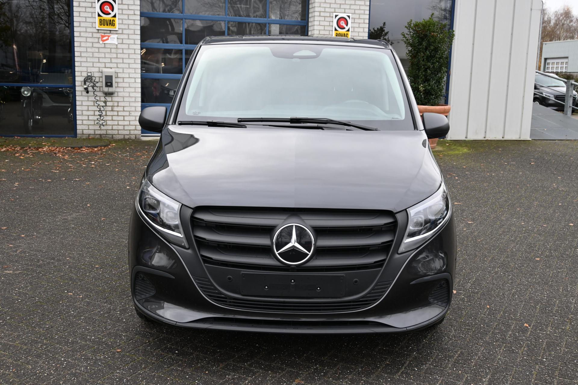 Mercedes-Benz Vito 1