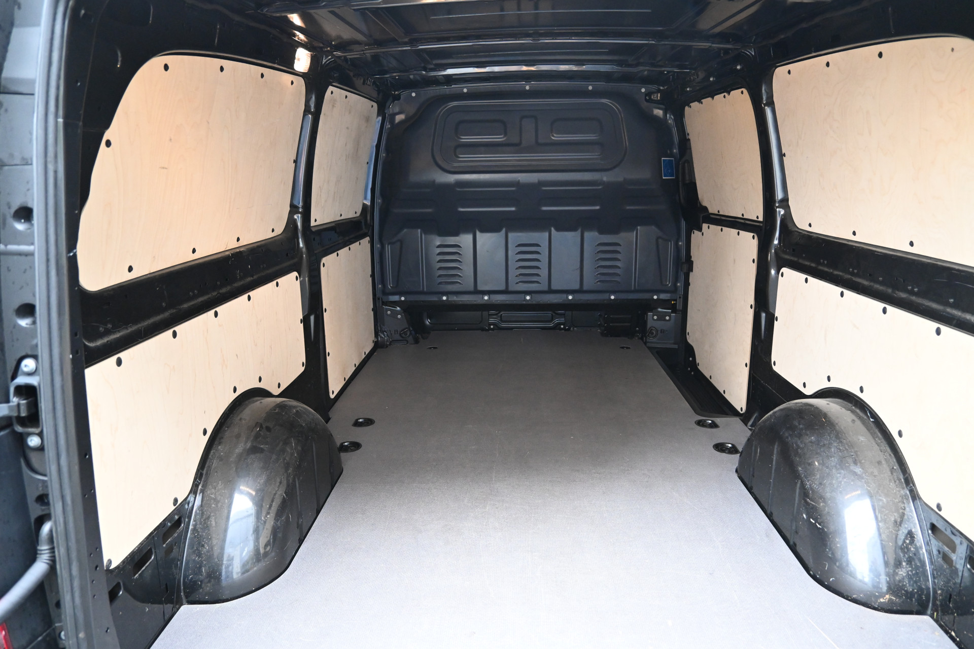 Mercedes-Benz Vito 13