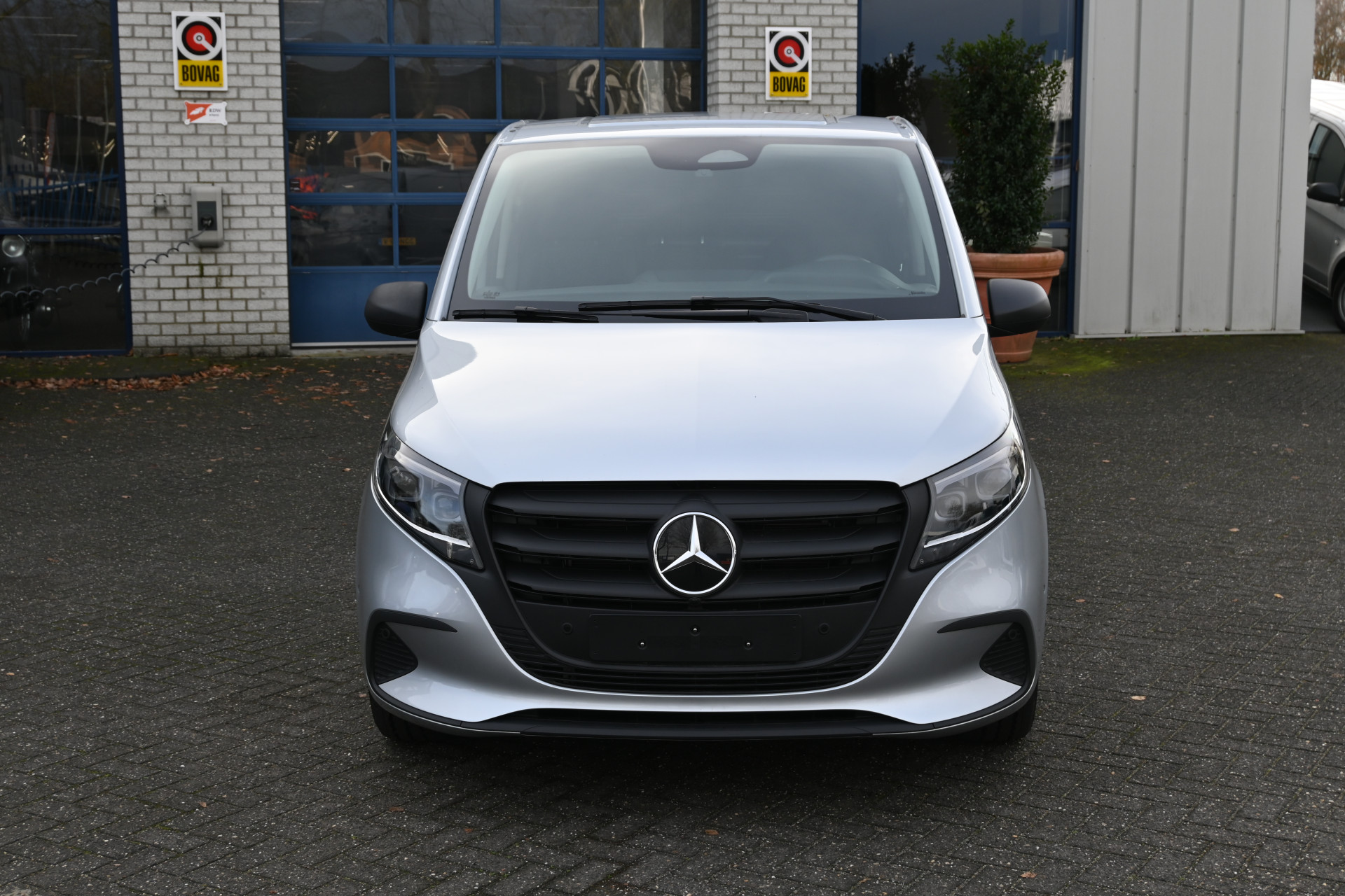 Mercedes-Benz Vito 1
