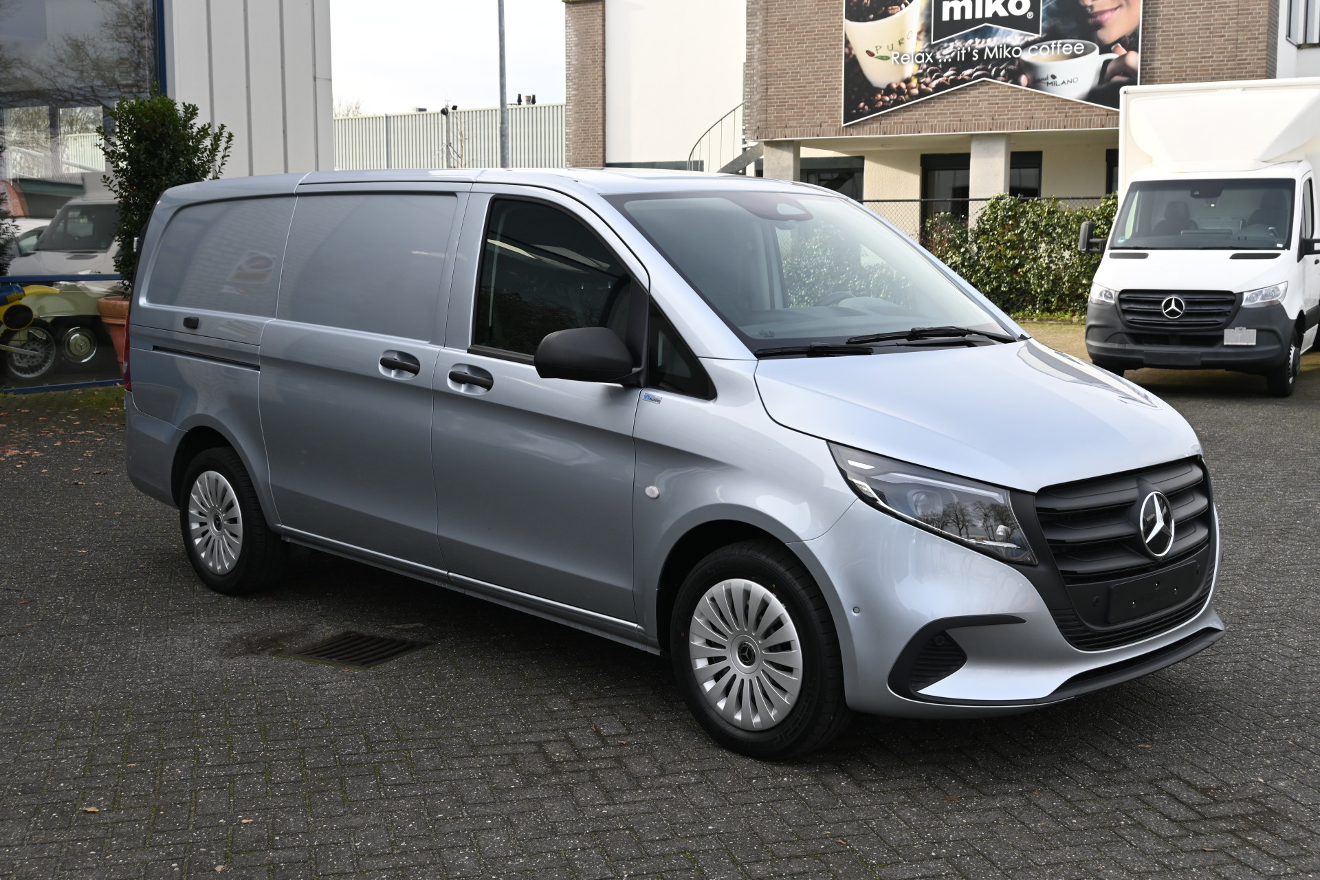 Mercedes-Benz Vito 8