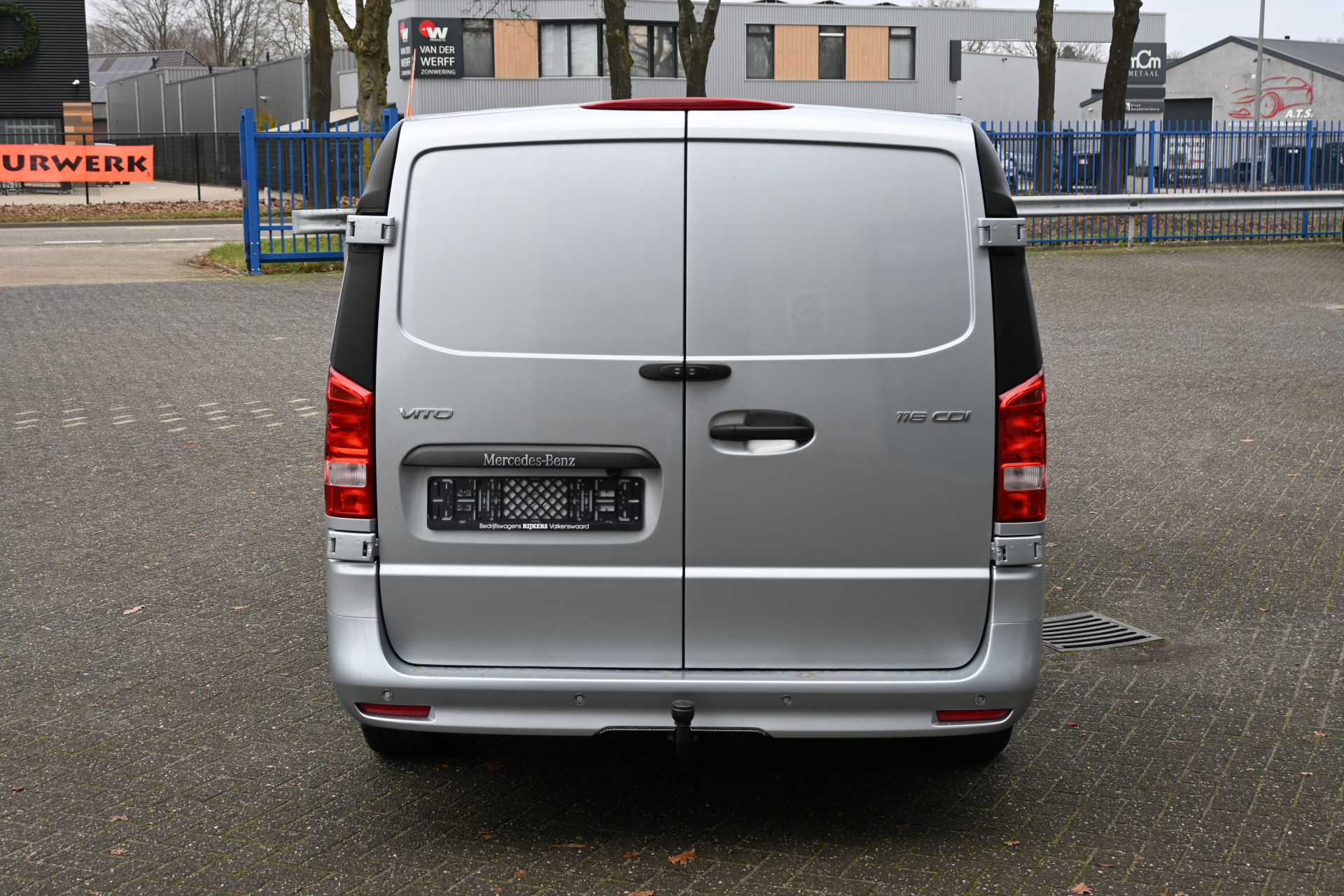Mercedes-Benz Vito 11