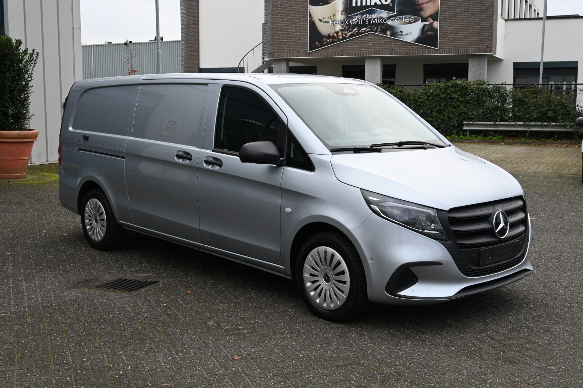 Mercedes-Benz Vito 8