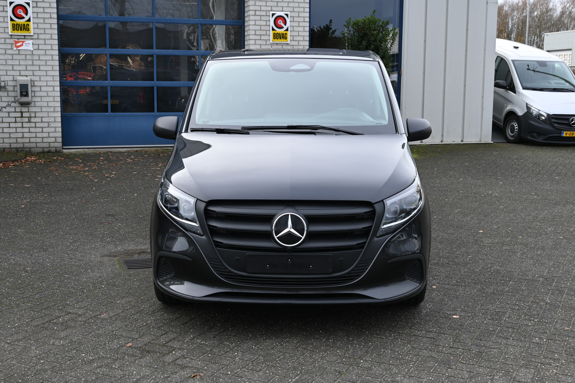 Mercedes-Benz Vito 1