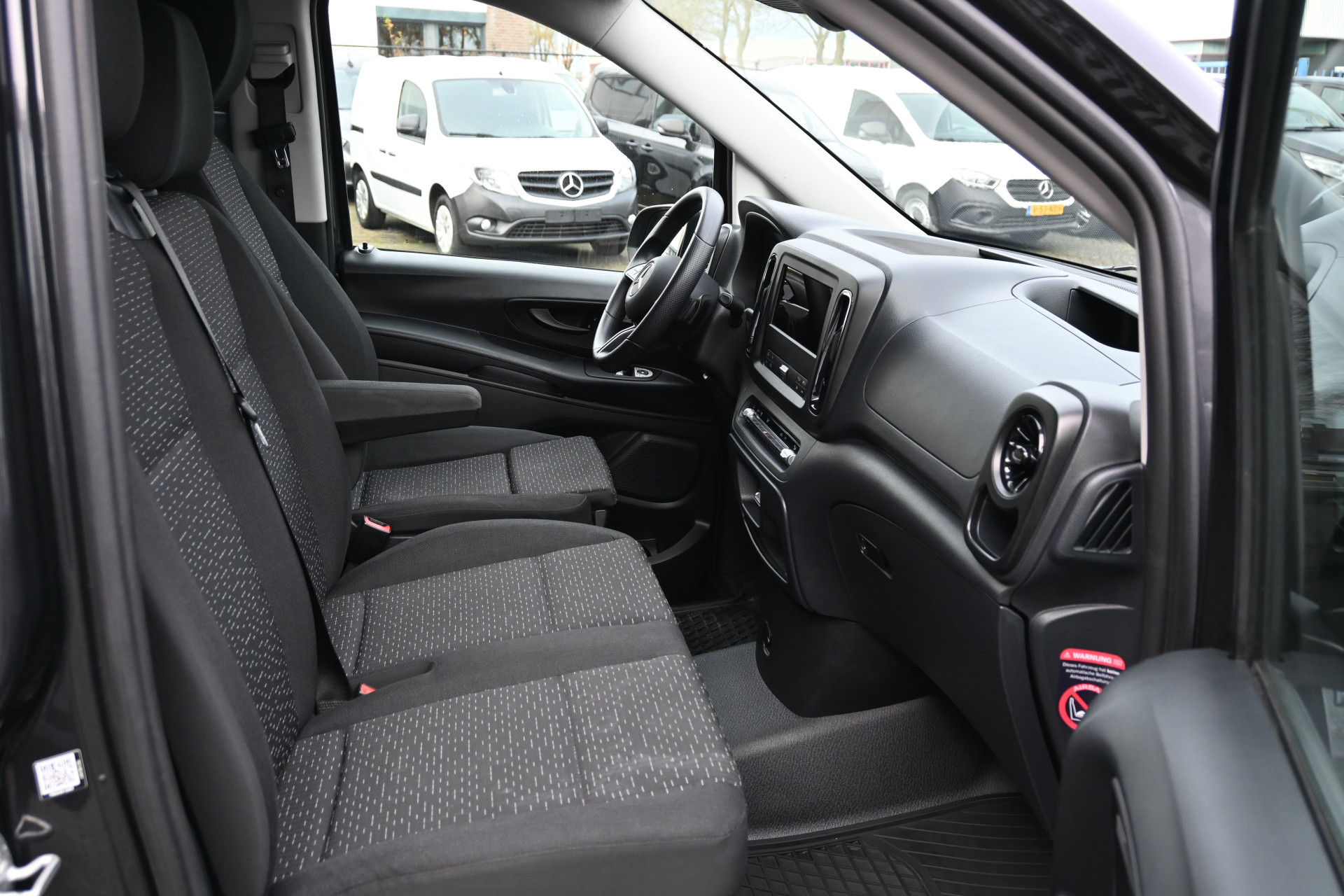 Mercedes-Benz Vito 7