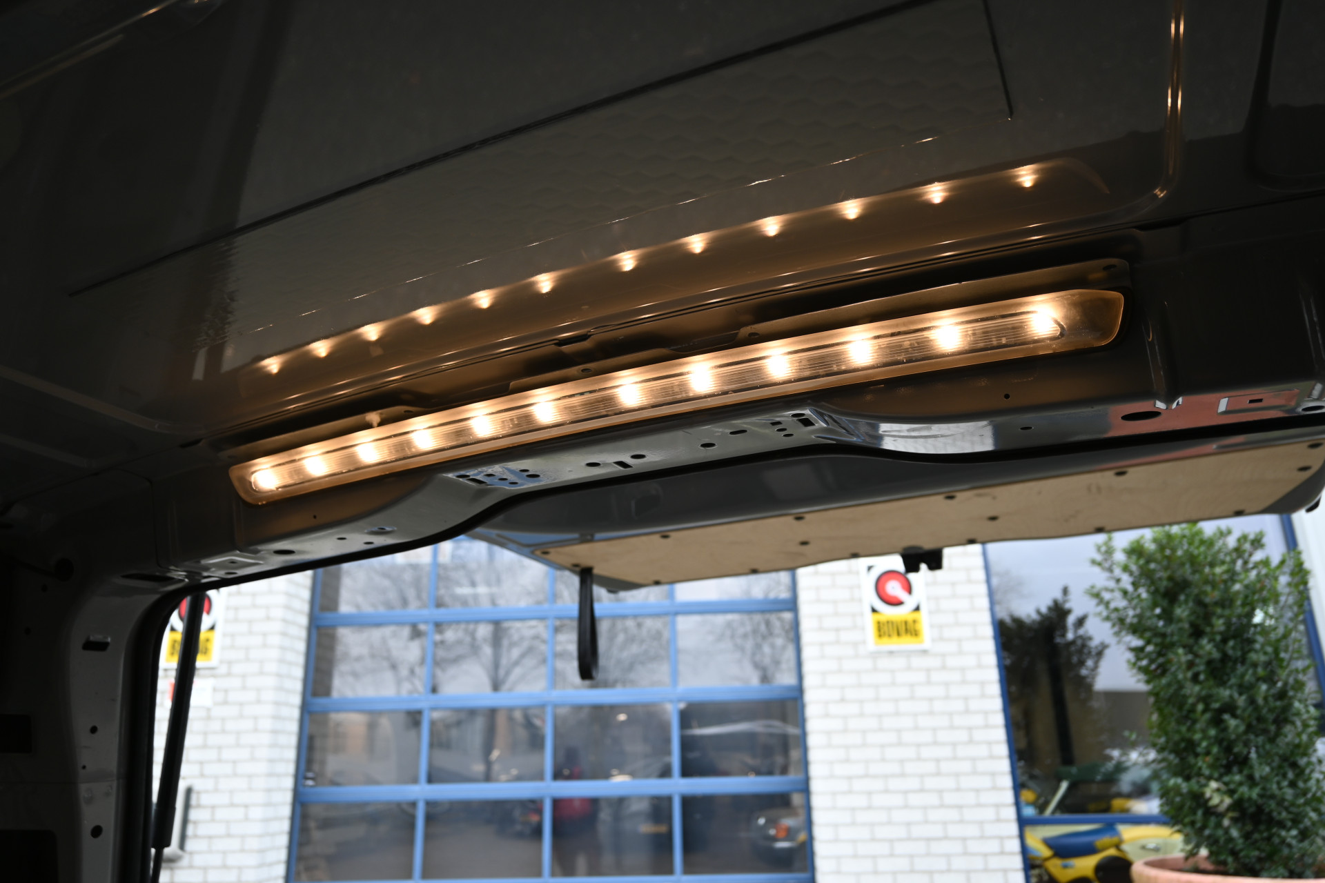 Mercedes-Benz Vito 13