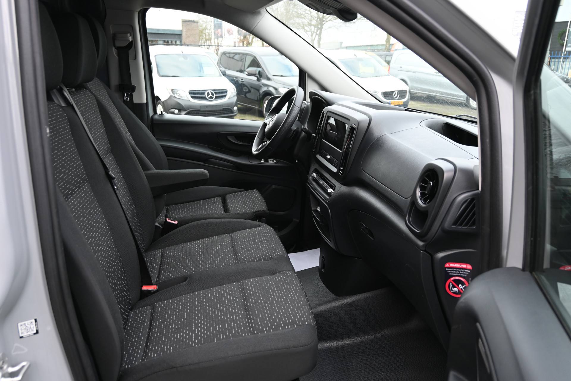 Mercedes-Benz Vito 7