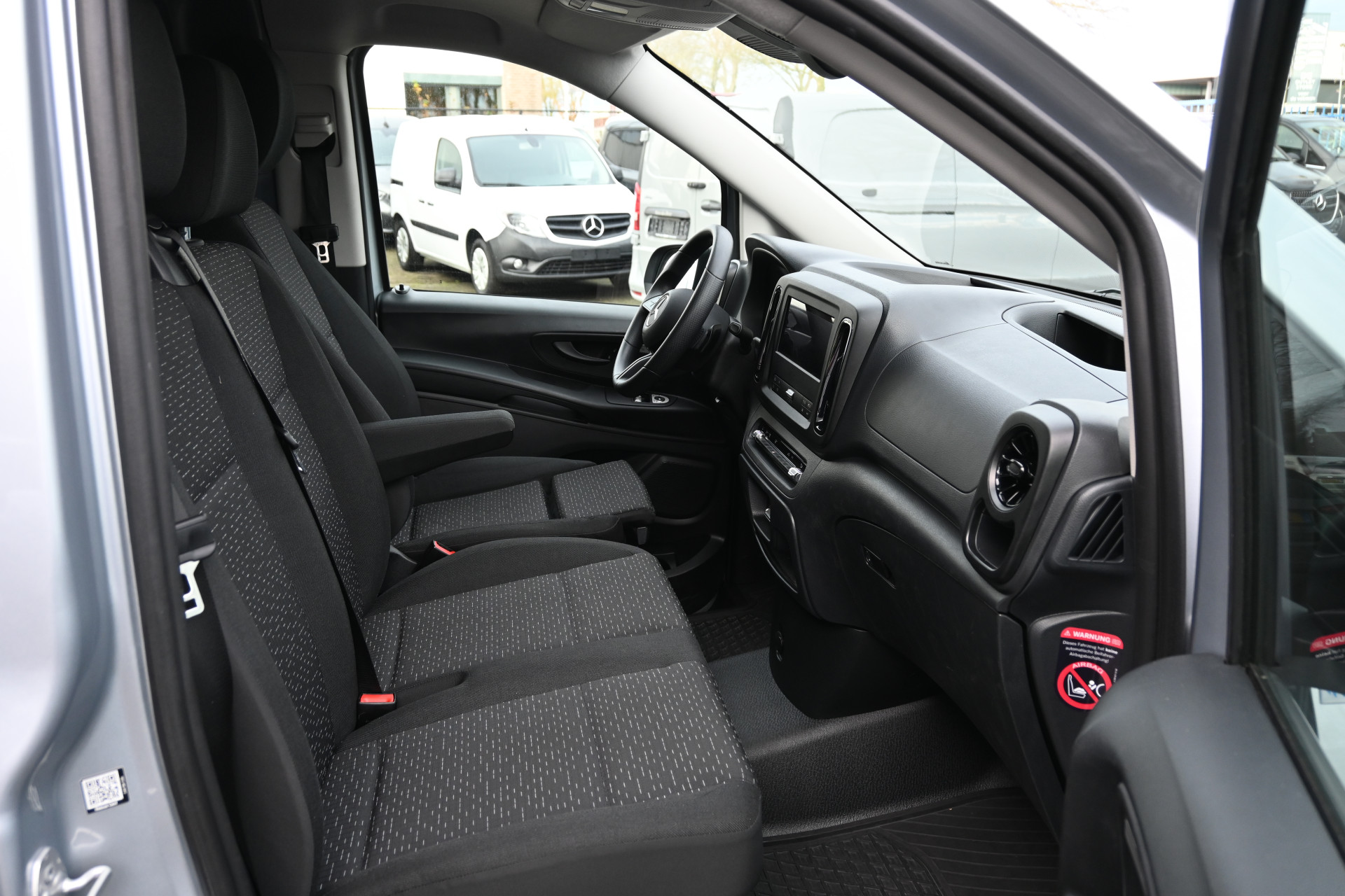 Mercedes-Benz Vito 7