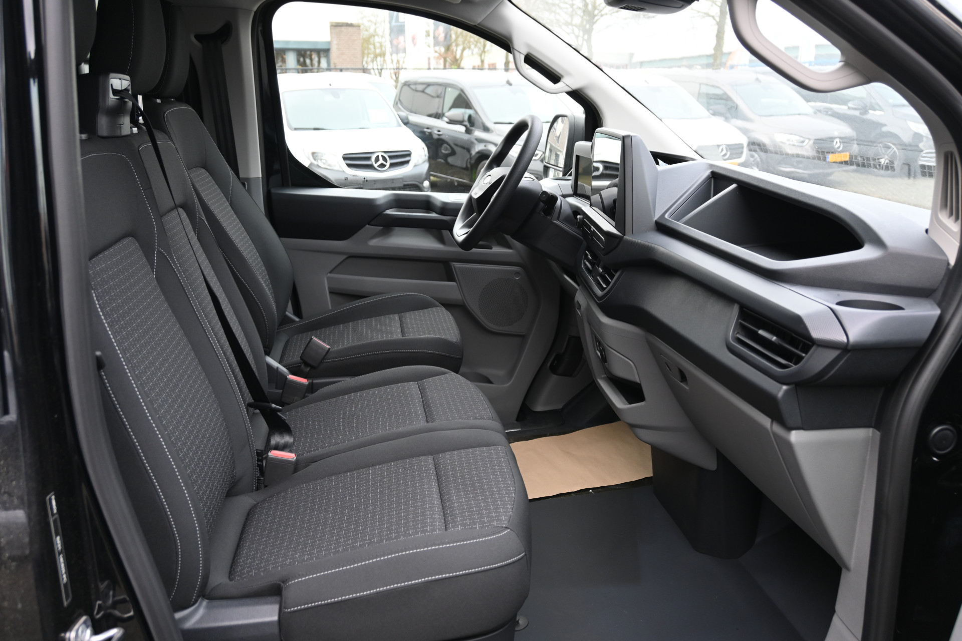 Ford Transit Custom 6