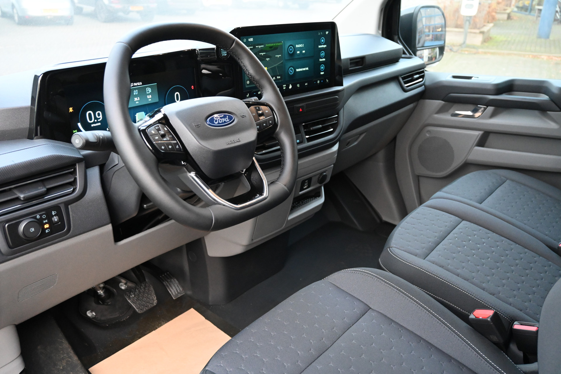 Ford Transit Custom 3