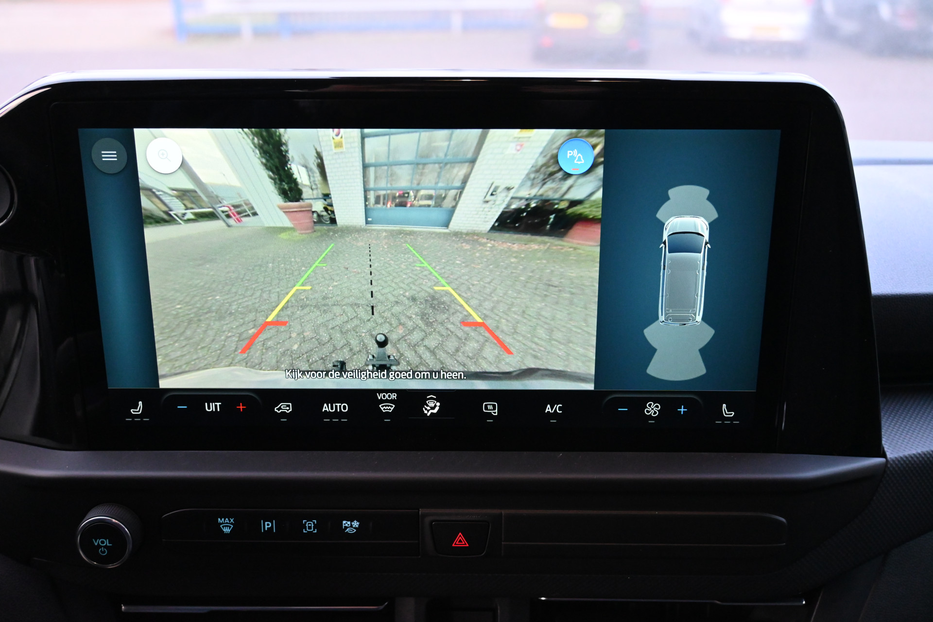 Ford Transit Custom 6