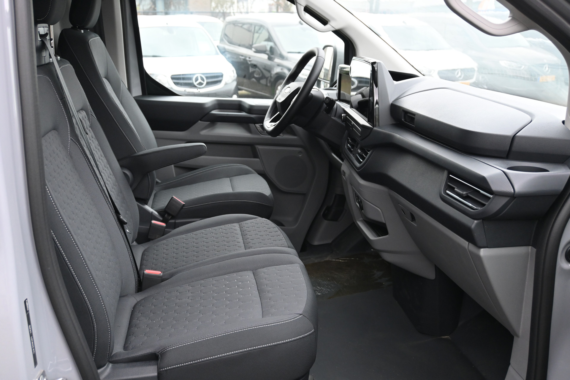 Ford Transit Custom 7