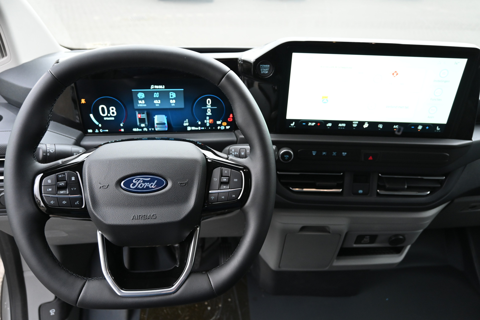 Ford Transit Custom 14