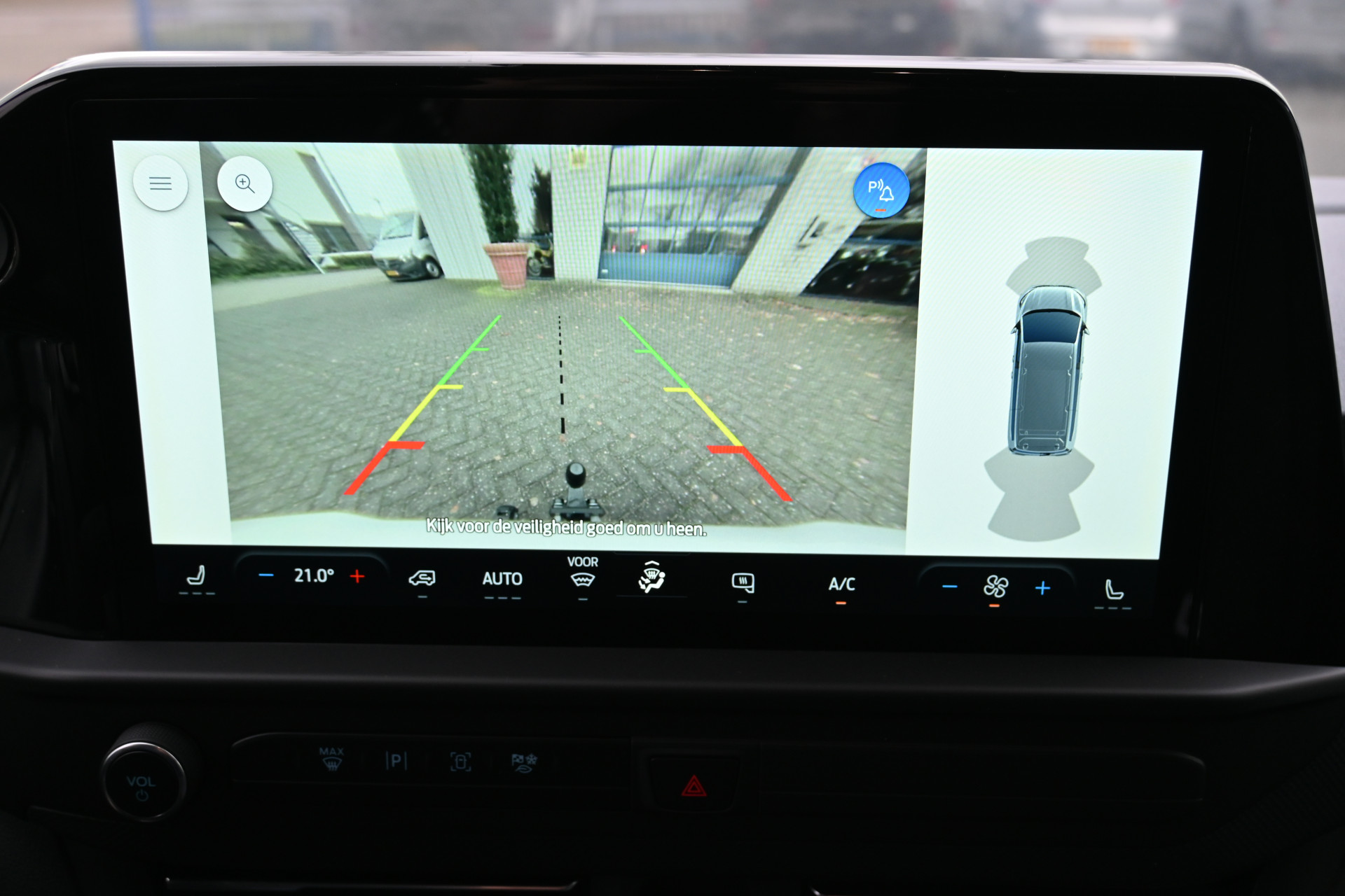 Ford Transit Custom 6