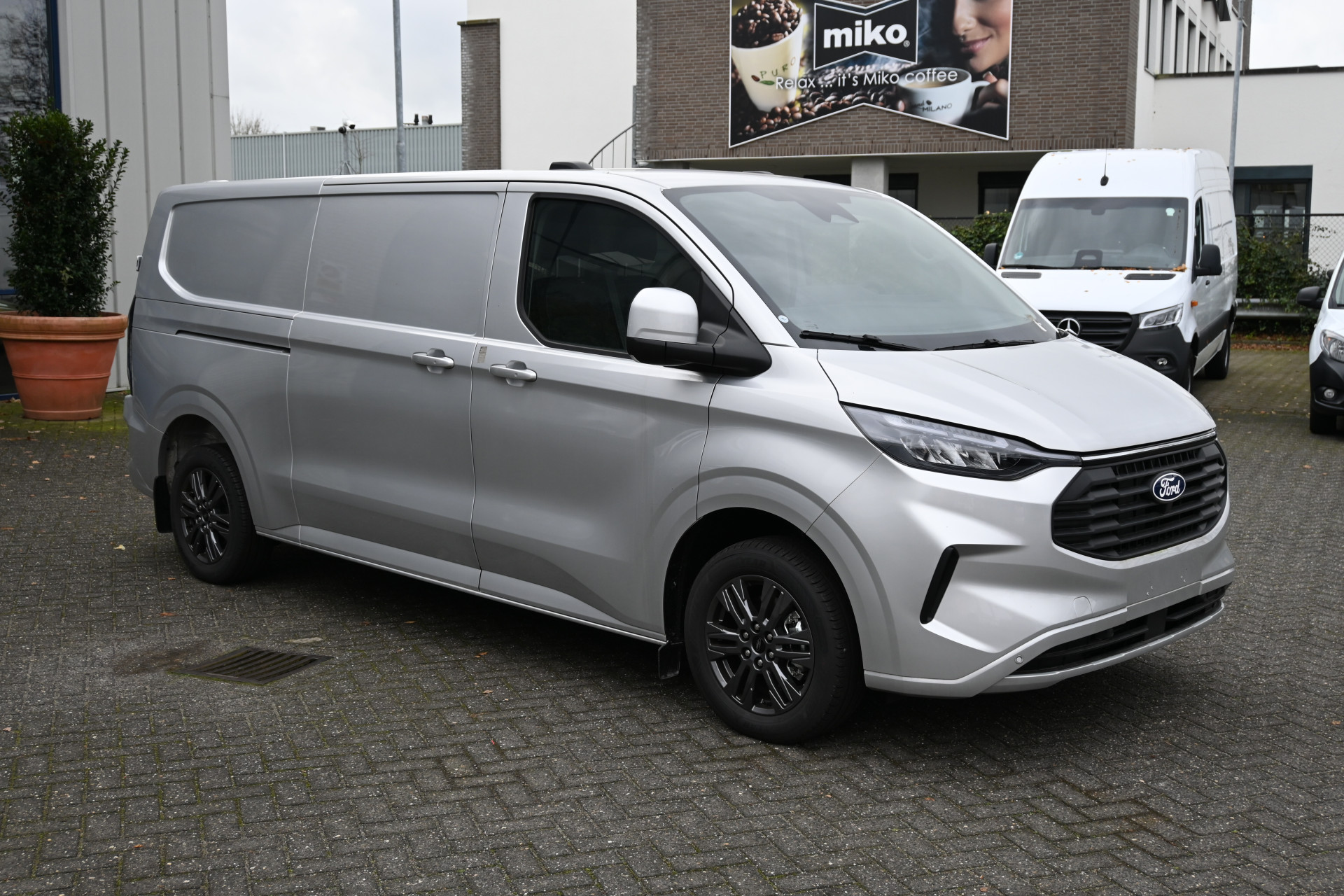 Ford Transit Custom 8