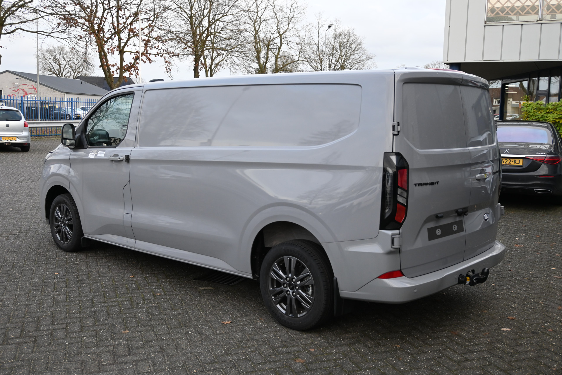 Ford Transit Custom 10