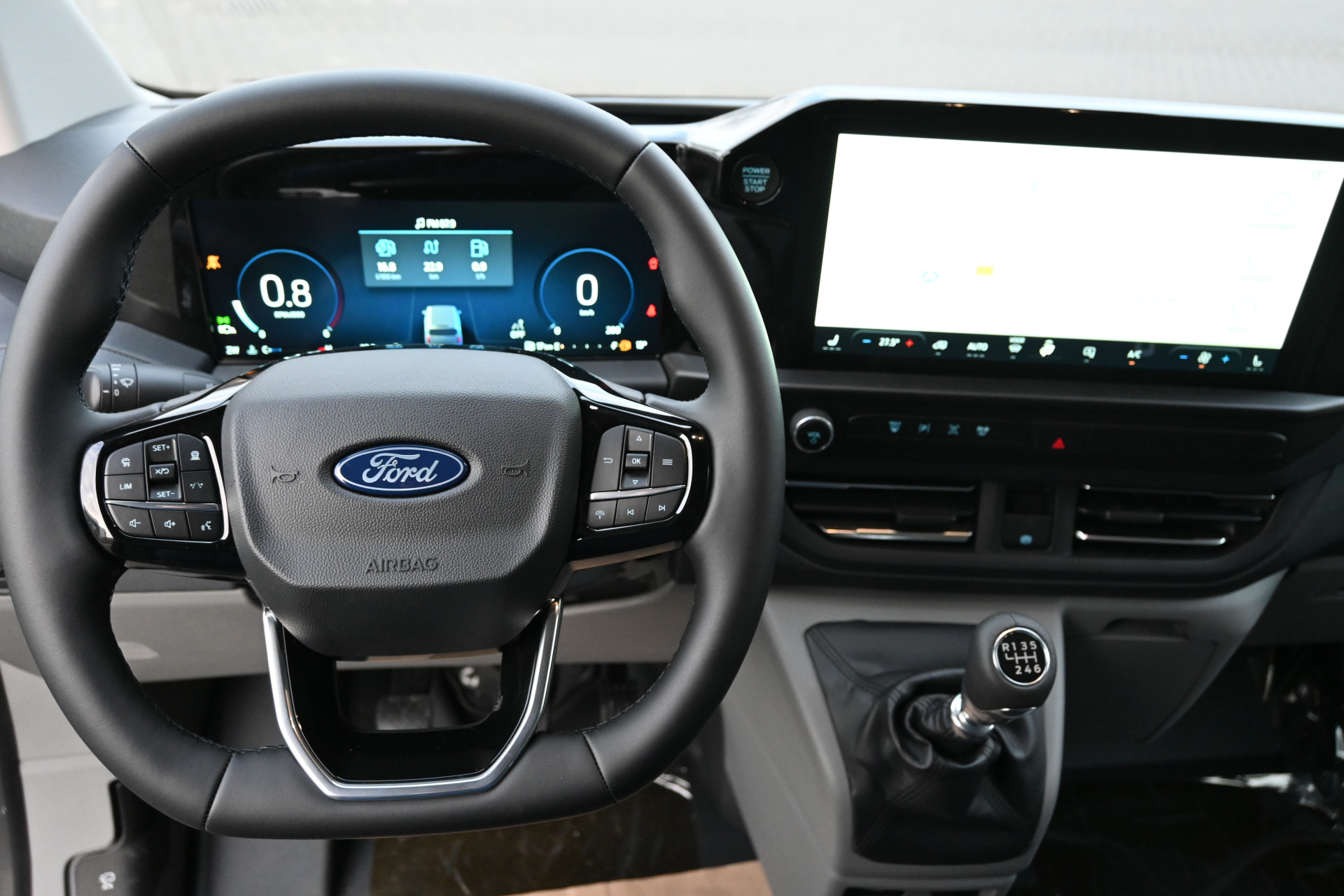 Ford Transit Custom 14