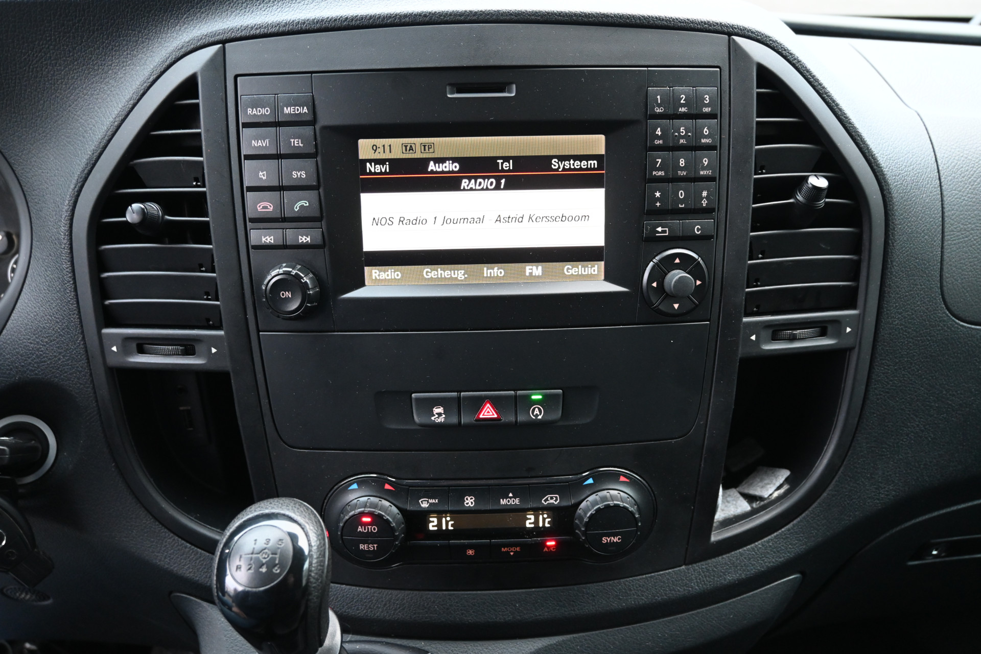 Mercedes-Benz Vito 4